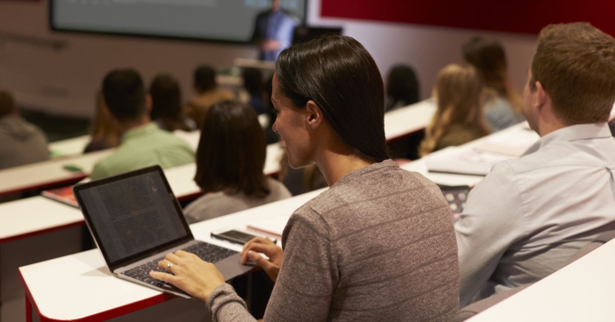 What Is A University Open Day The Complete University Guide The Dots