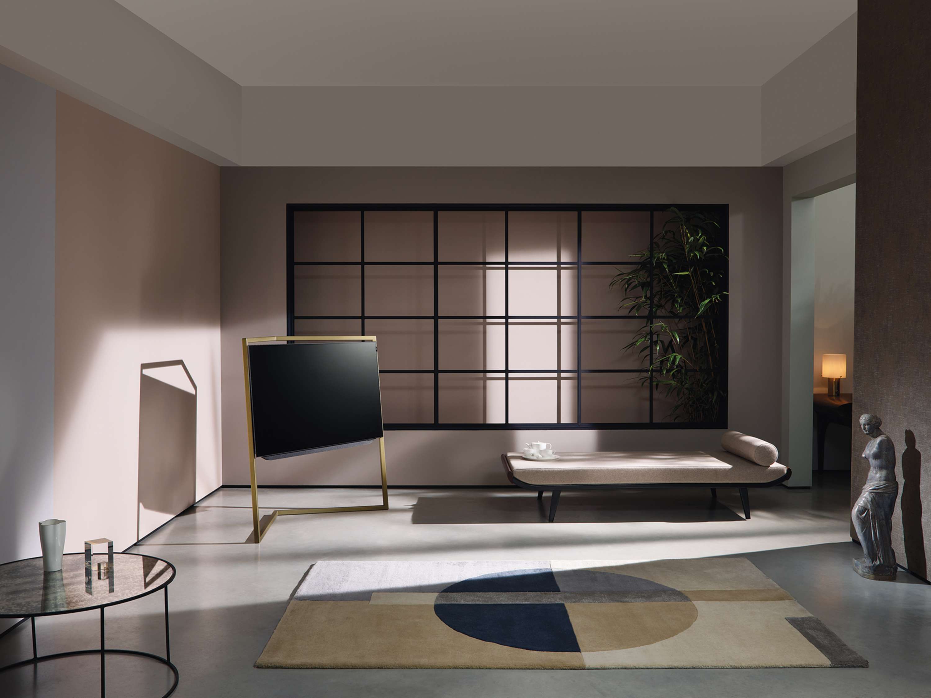 Loewe Technologies by Bodo Sperlein