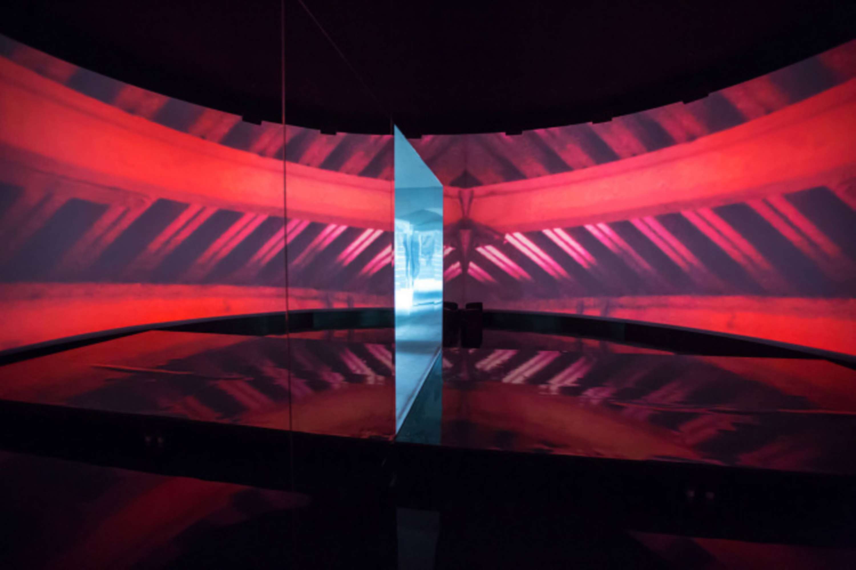 The Fifth Sense: Es Devlin Mirror Maze by Claire Arnold