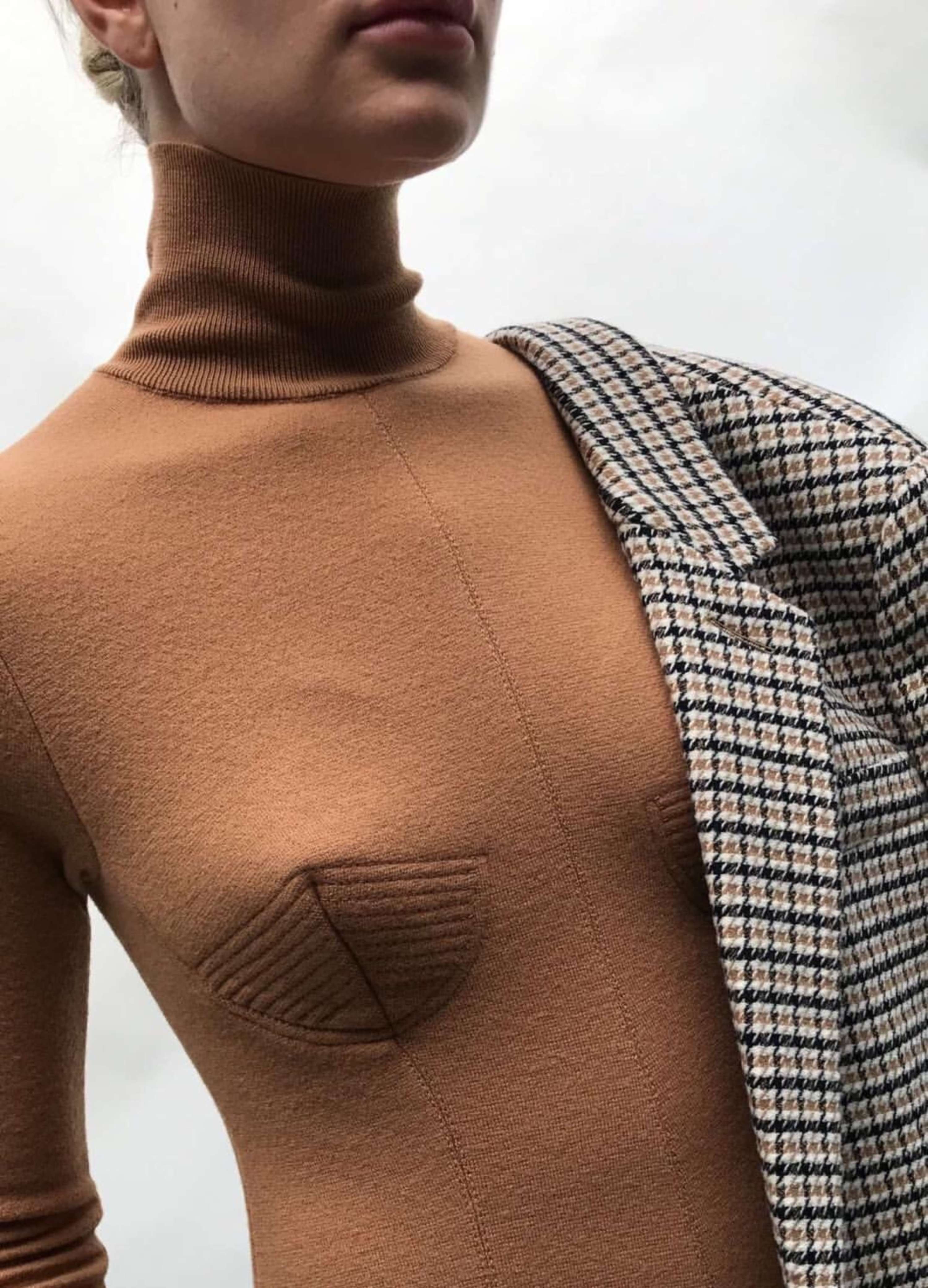 Threads Styling editorial - Stella McCartney by Lucy Alston