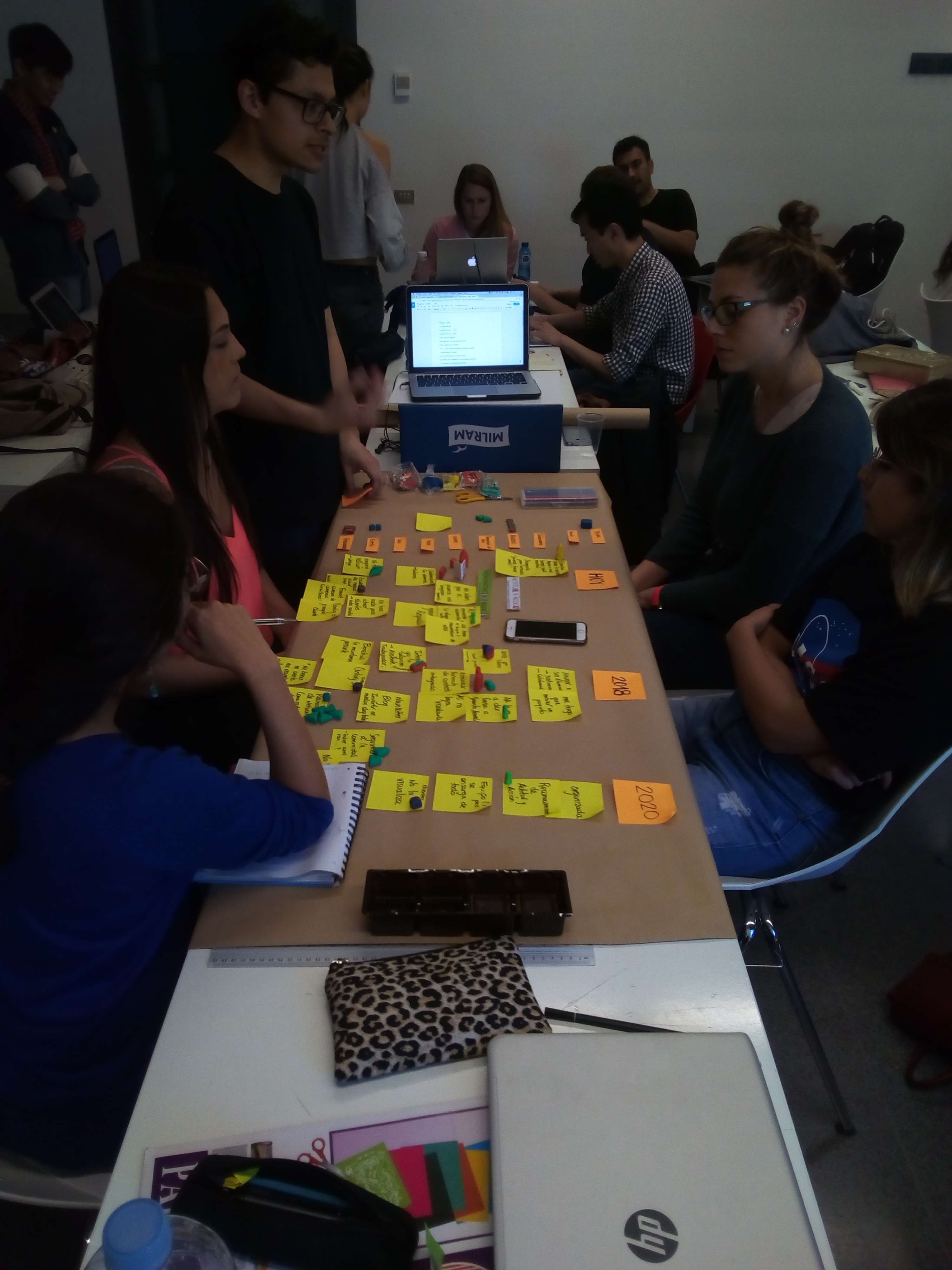 DESIGN THINKING FOR ENTREPRENEURS by Marcela Recinos