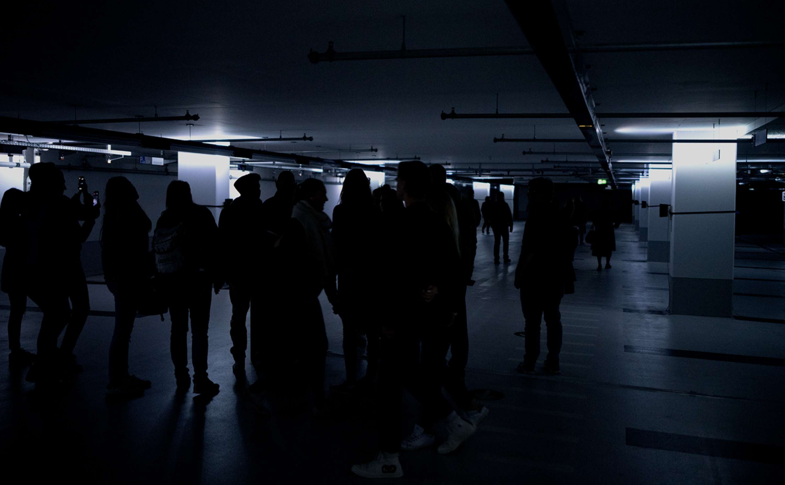 DIGITAL ECHO - interactive sound & light installation by Yves Peitzner