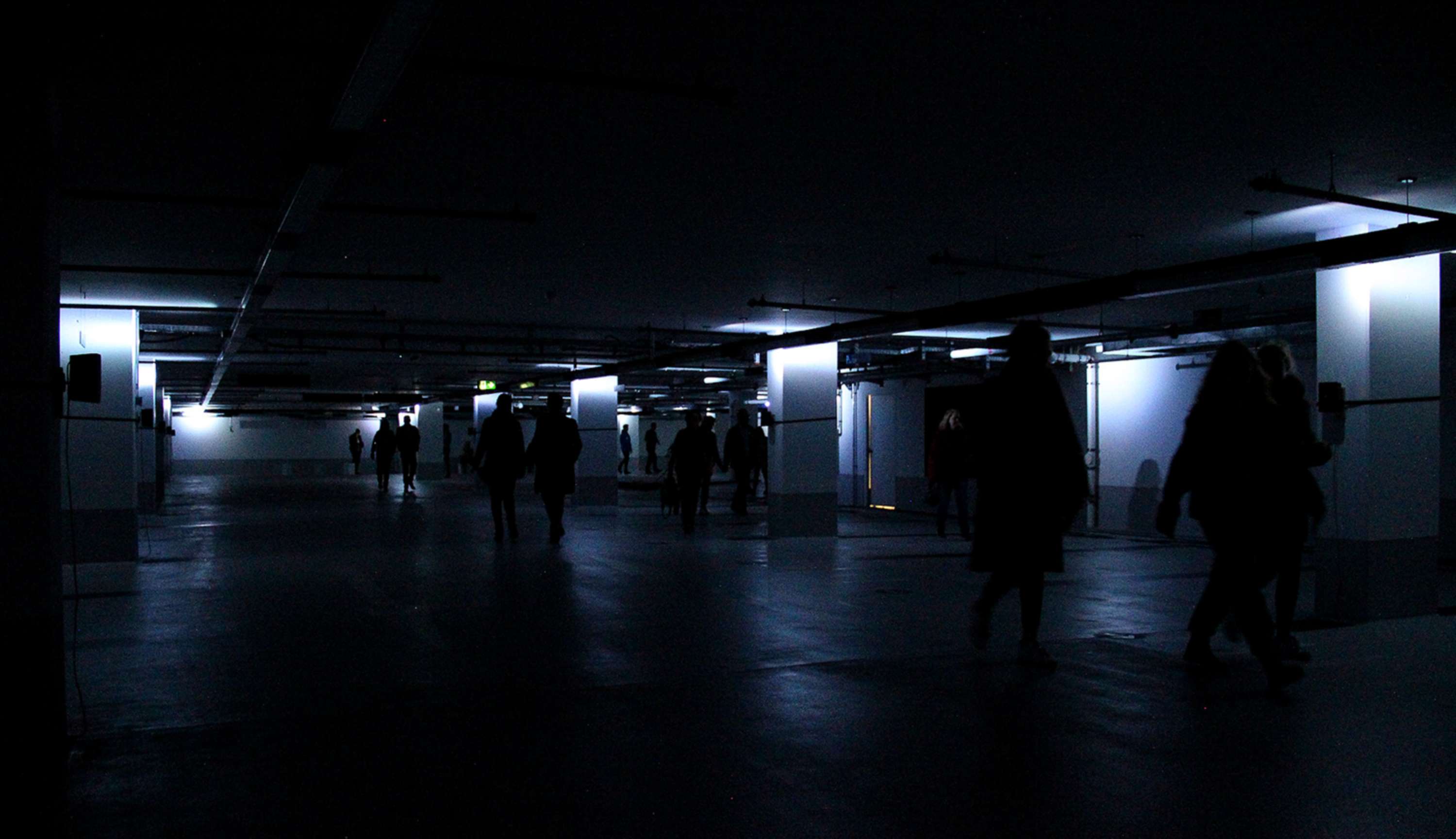 DIGITAL ECHO - interactive sound & light installation by Yves Peitzner