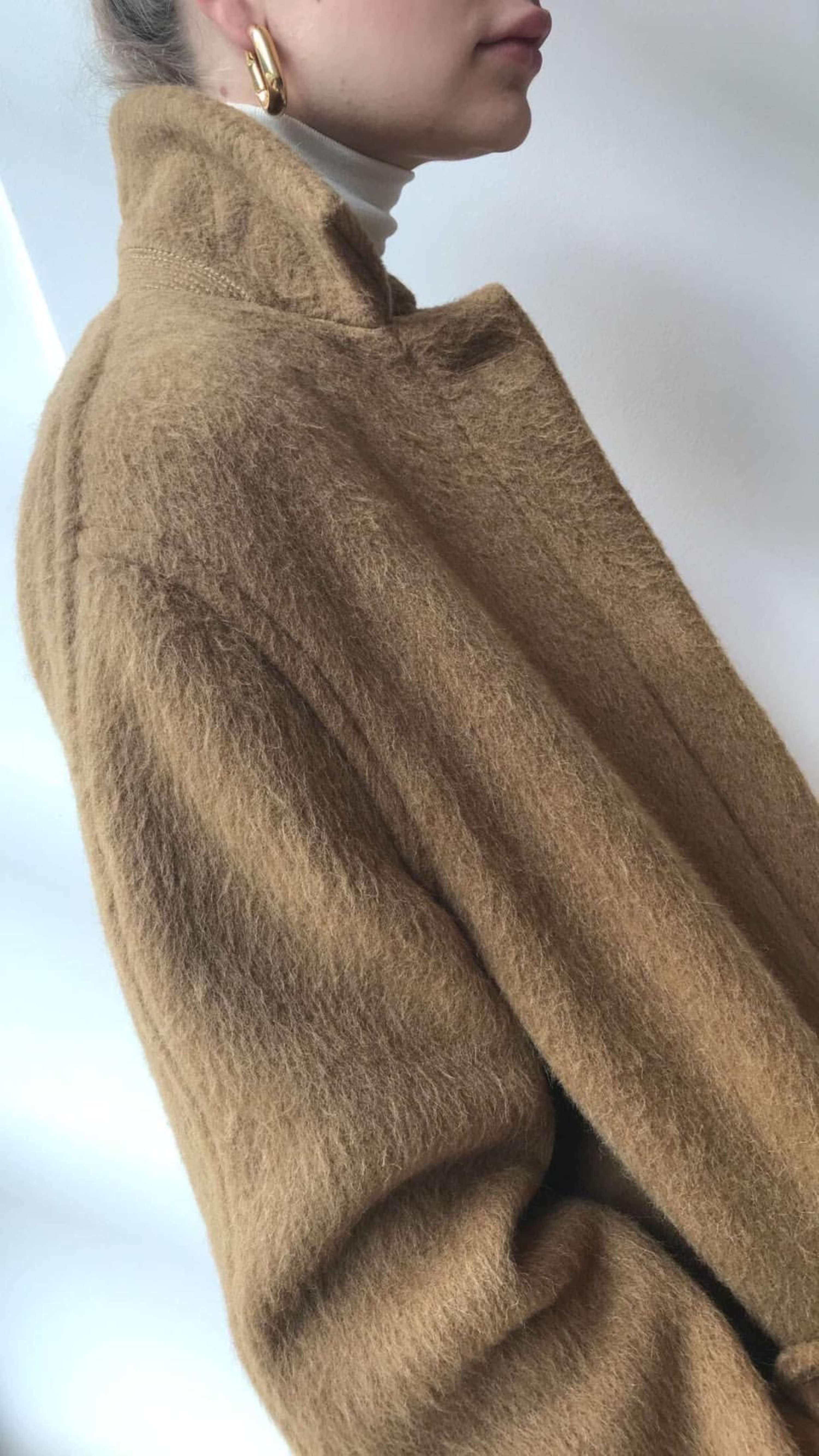 Joseph AW17 edit for Threads Styling by Lucy Alston