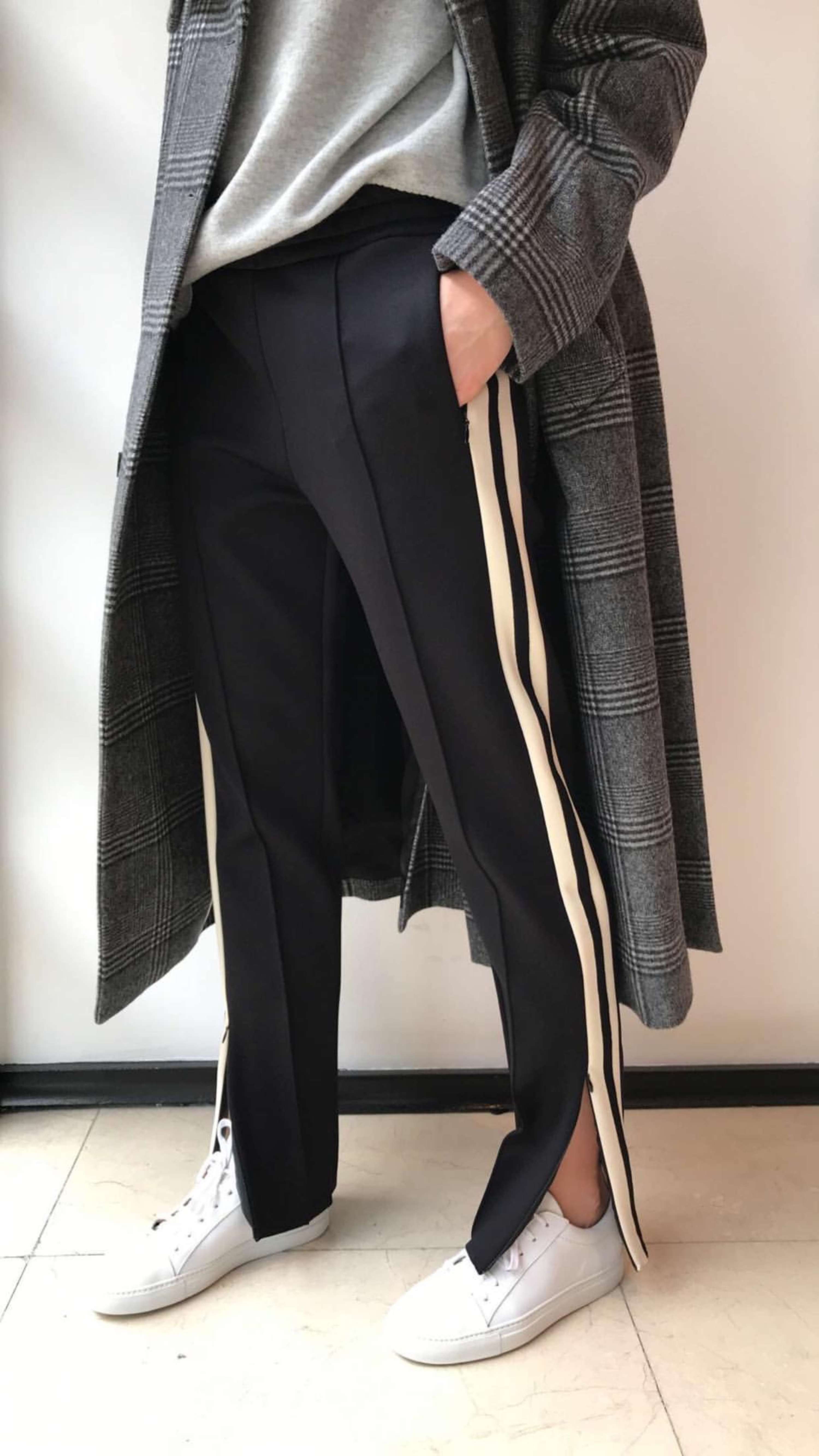 Joseph AW17 edit for Threads Styling by Lucy Alston