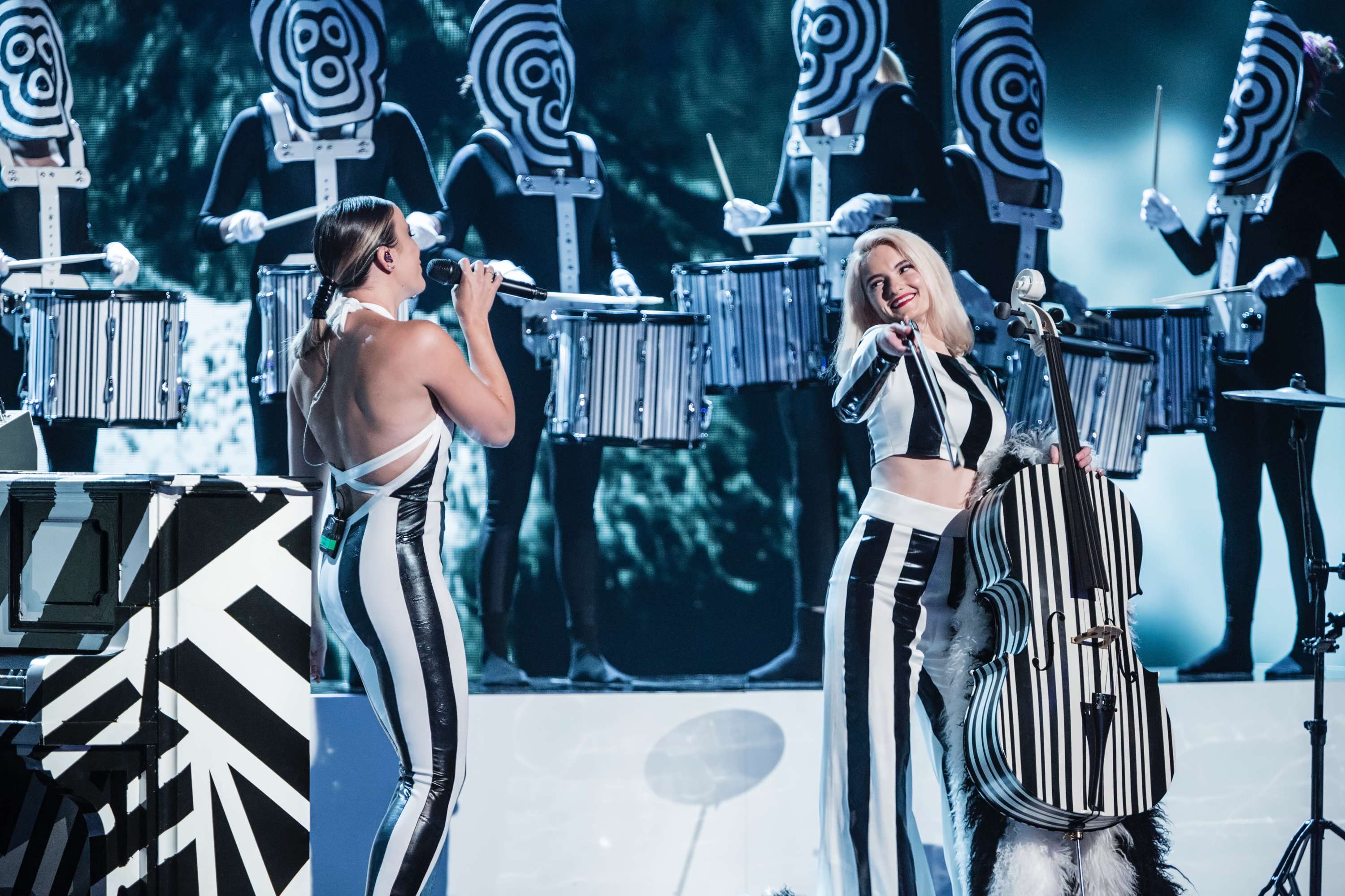 Clean Bandit - Michael Mcintyre performance by Andrew Wilkinson