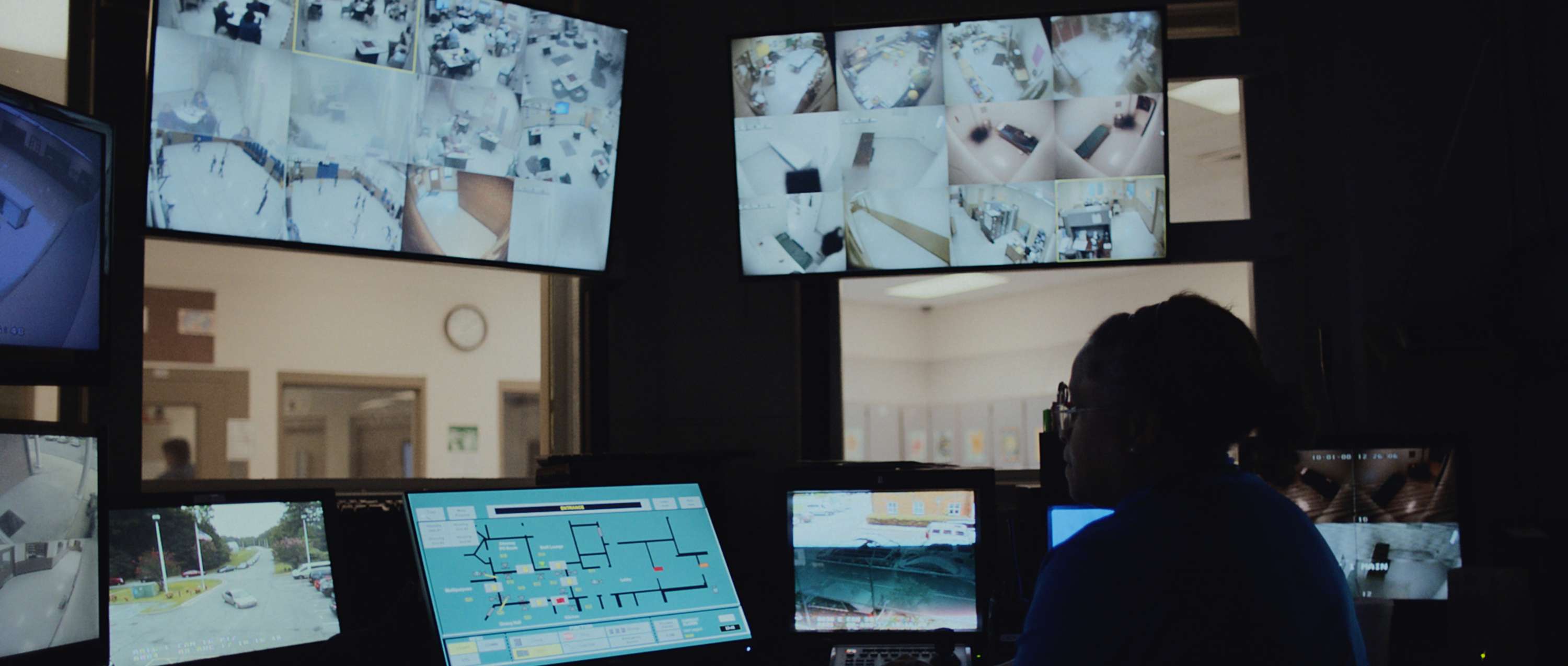 The Two sides of Hacking, Samsung by Emma //