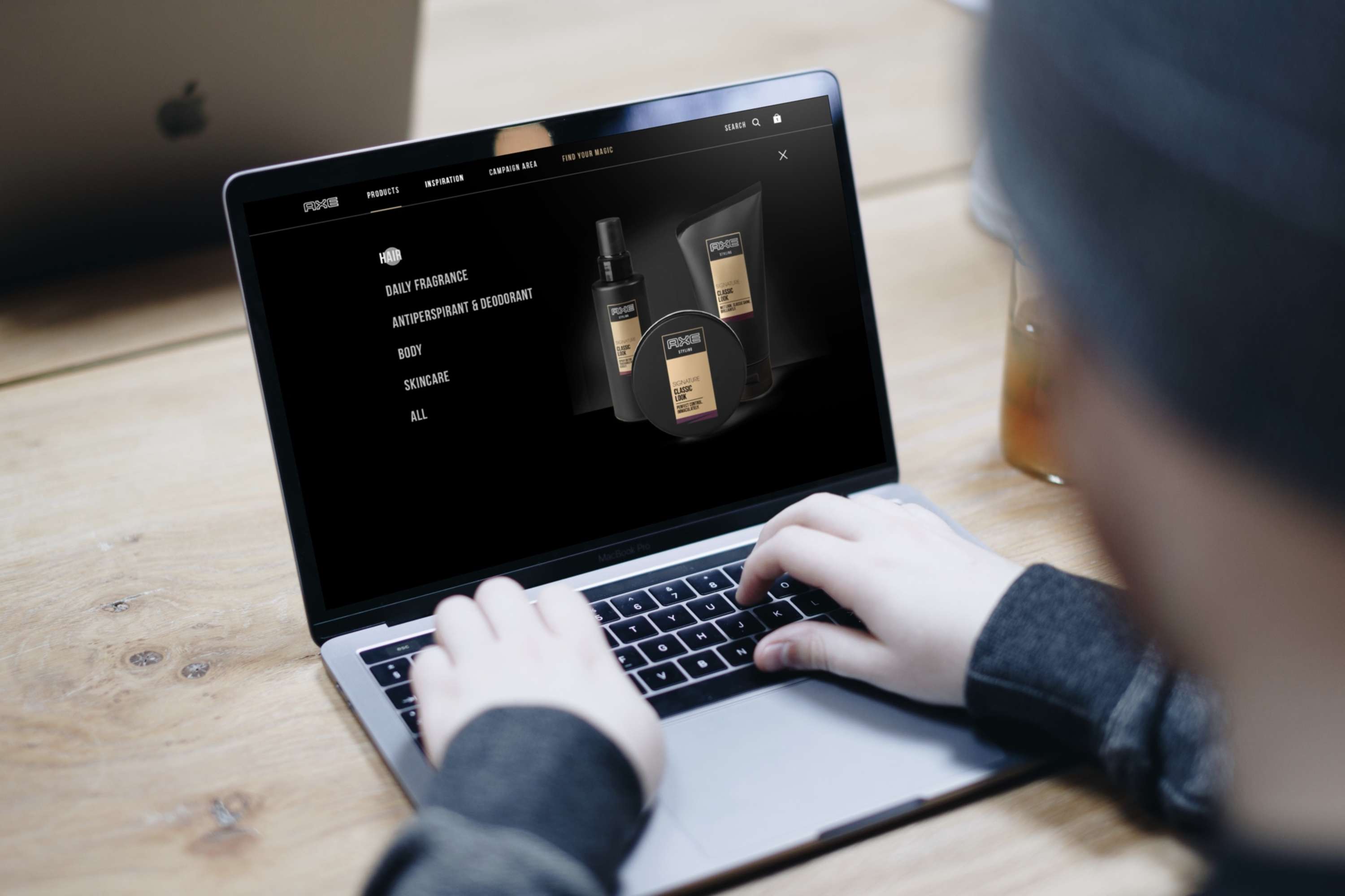 Axe.com by Si Hill