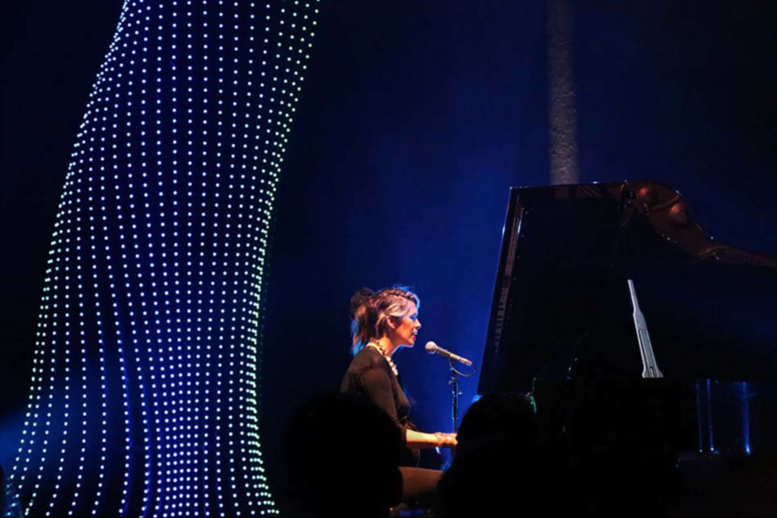 The Aboreal Lightning Project for Imogen Heap | CAMDEN ROUNDHOUSE by Yasmin Metz-Johnson
