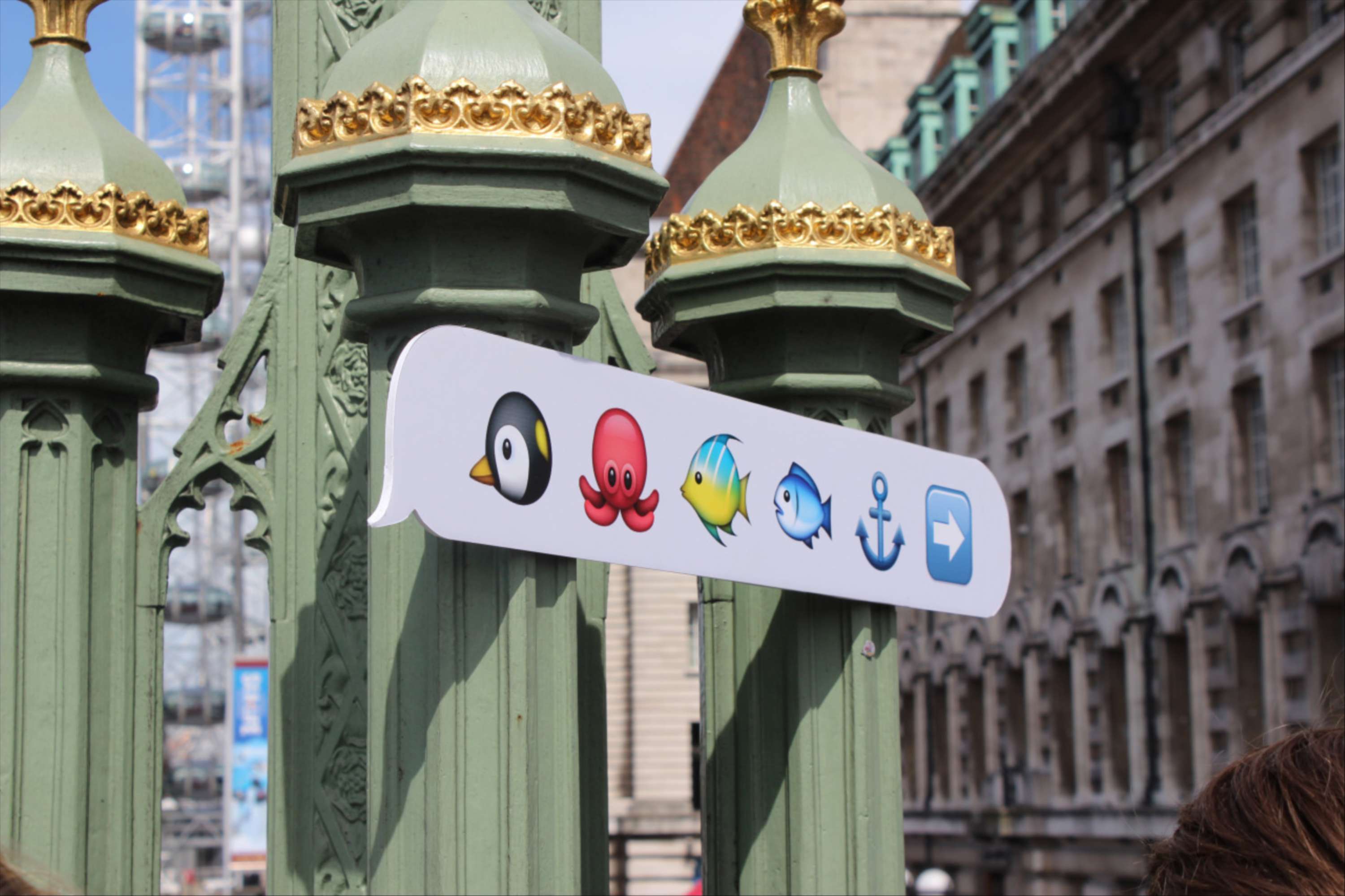 Personal project - Mapping London with emojis by Charlotte Hugh