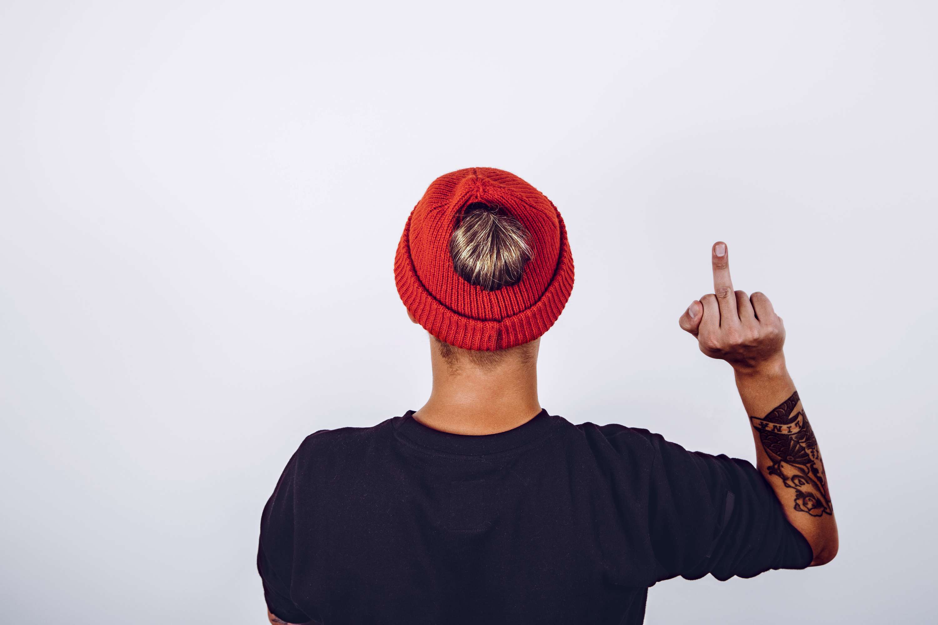 MANBUNIE - the beanie for man bun men by Pedro Lourenço