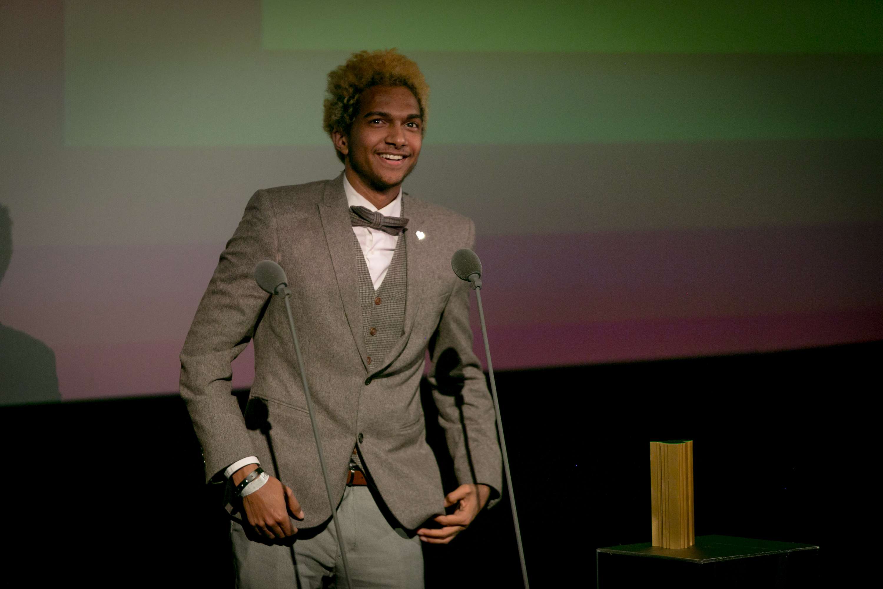 youtube creator sam saffold accepts the 2017 lovie creator for