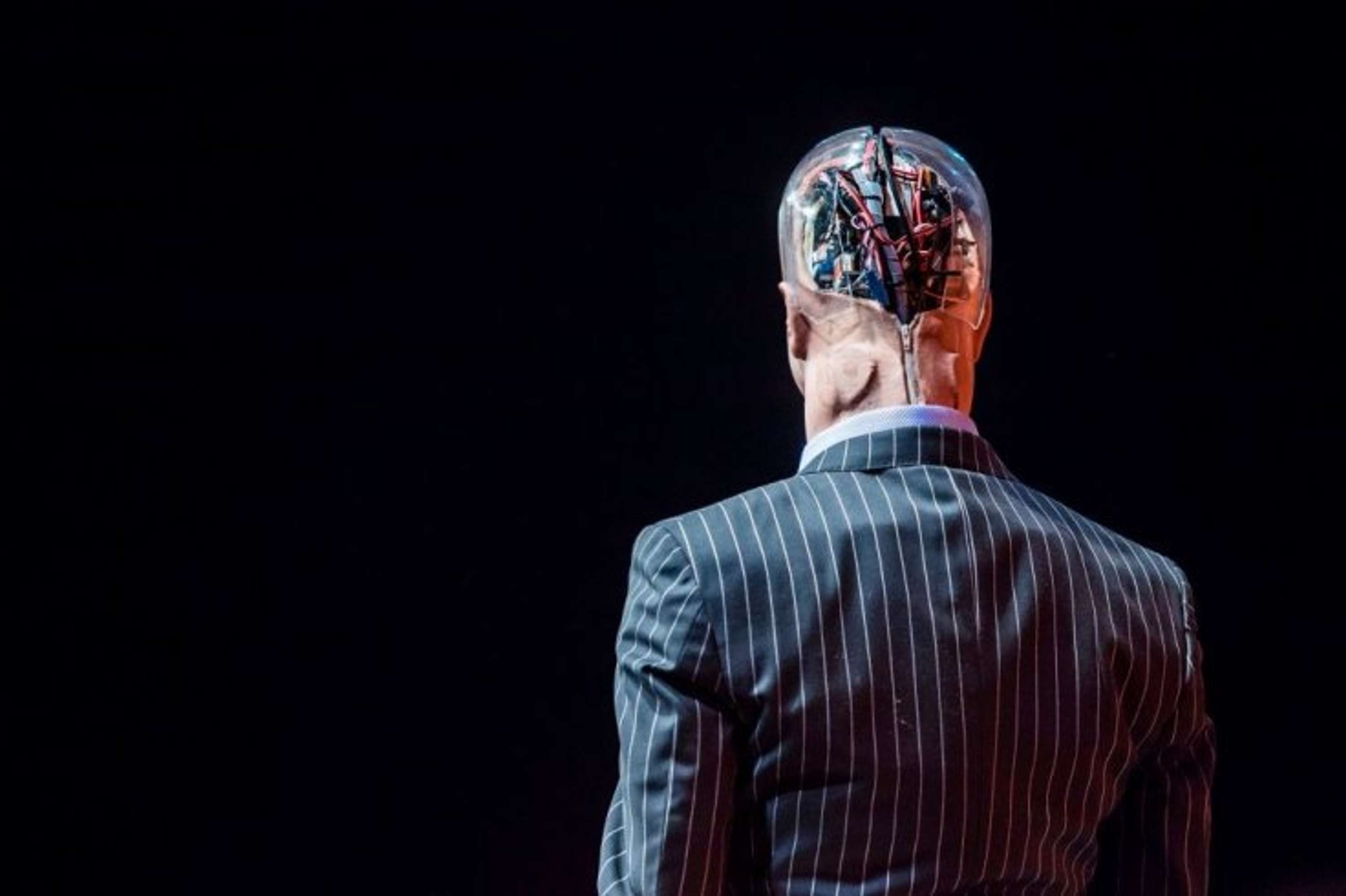 Article: Alphabet's DeepMind forms ethics research group to explore AI challenges by Verity Harding
