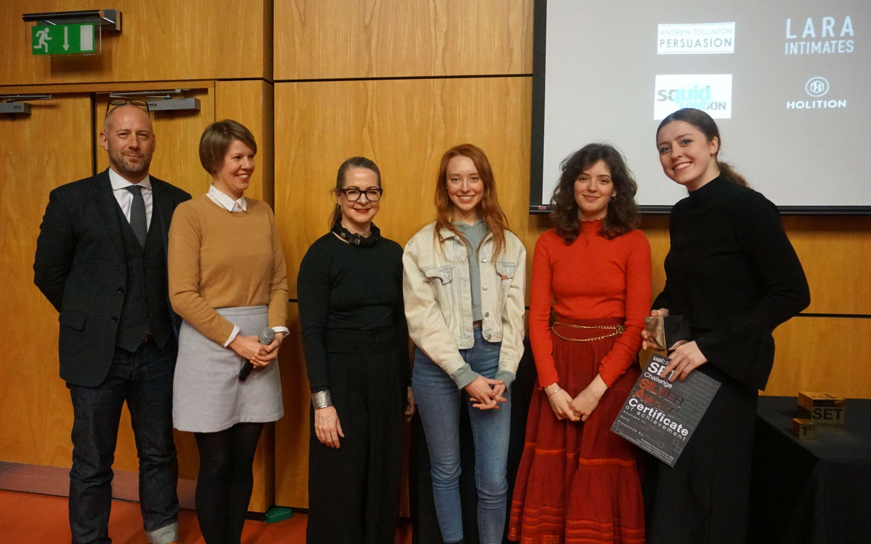 Nervous about public speaking? Let Virtual Reality help you... by London College of Fashion, UAL