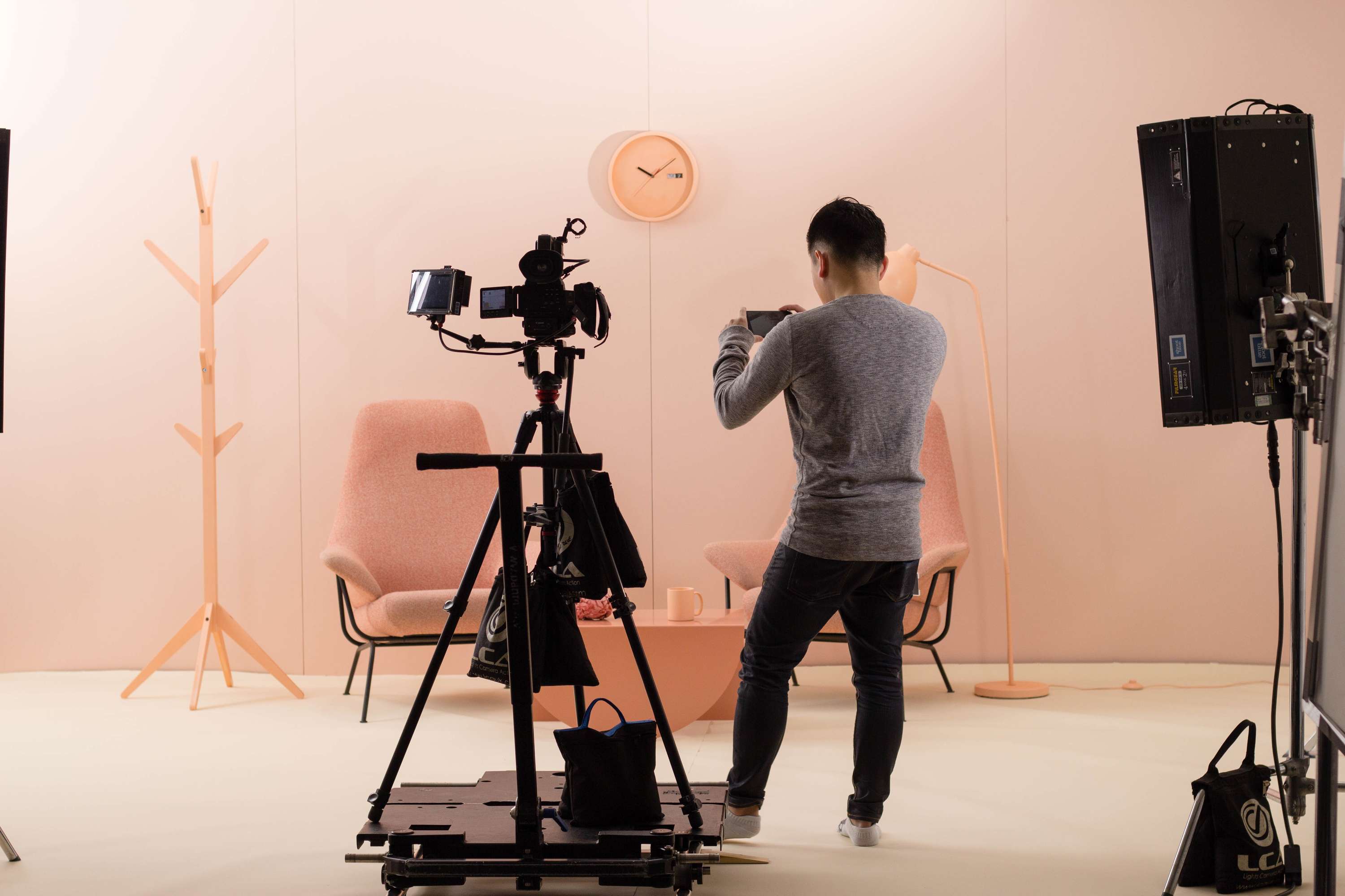 MOO - Introduce Yourself Properly BTS by Tolu Oshodi