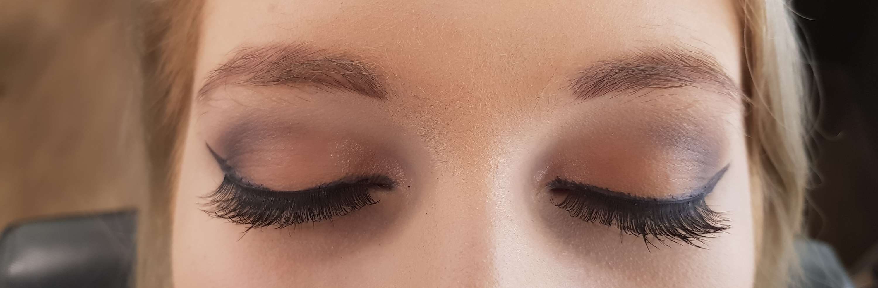 A simple natural look by Anna Polna