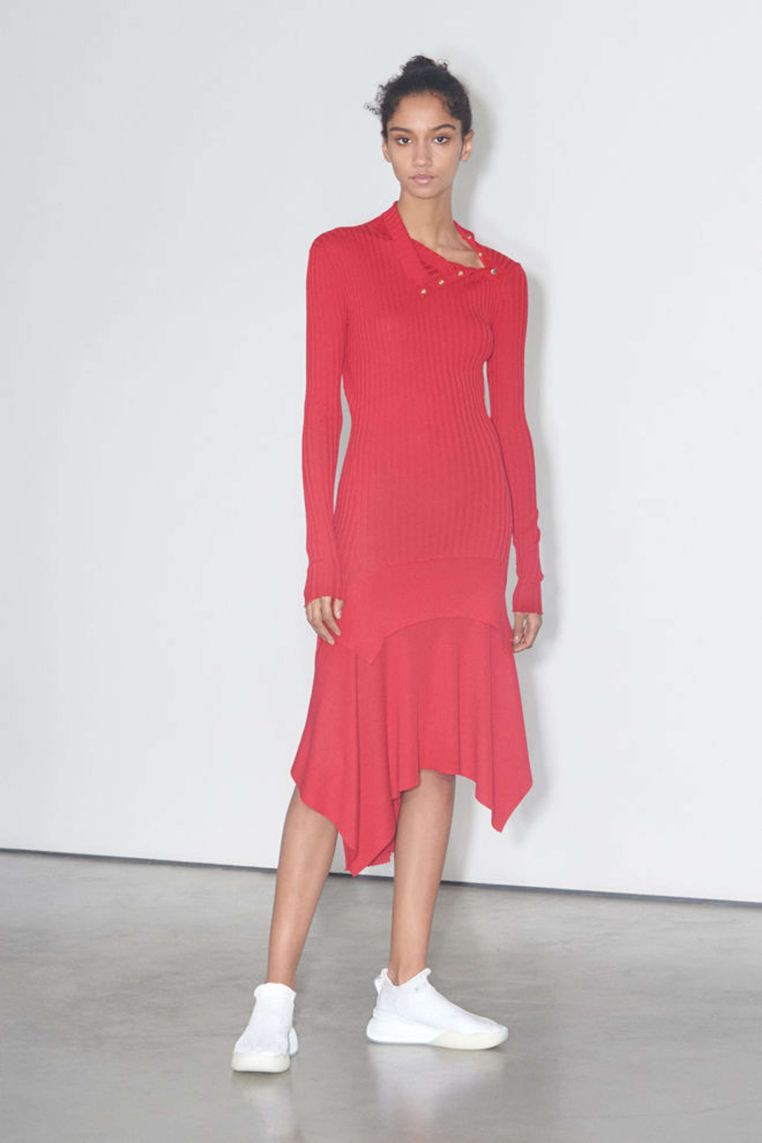 Complex simplicity | achieving the new season look by Stella McCartney