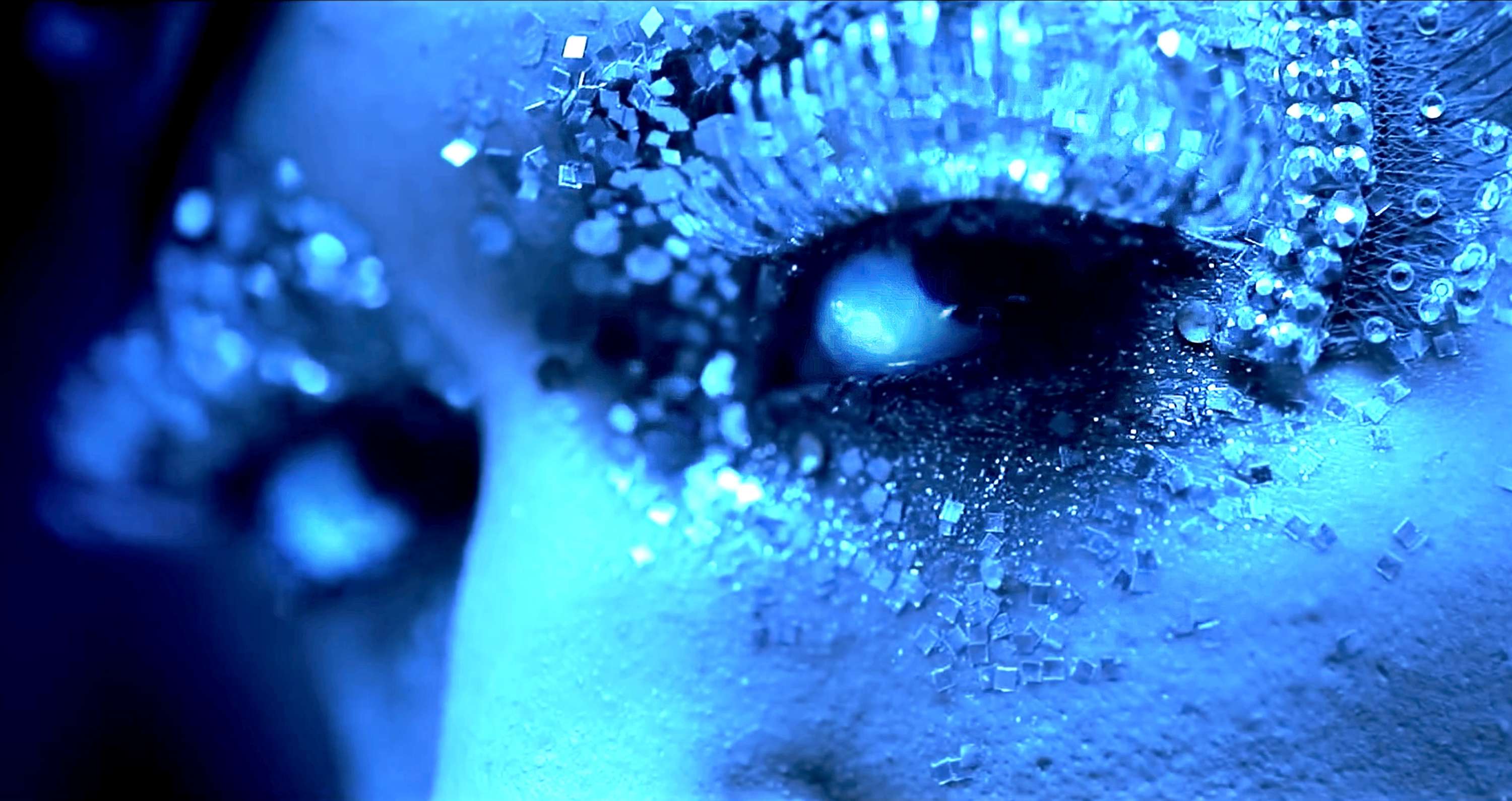 Video clip "Even If I'm Bind" by Rosso Productions