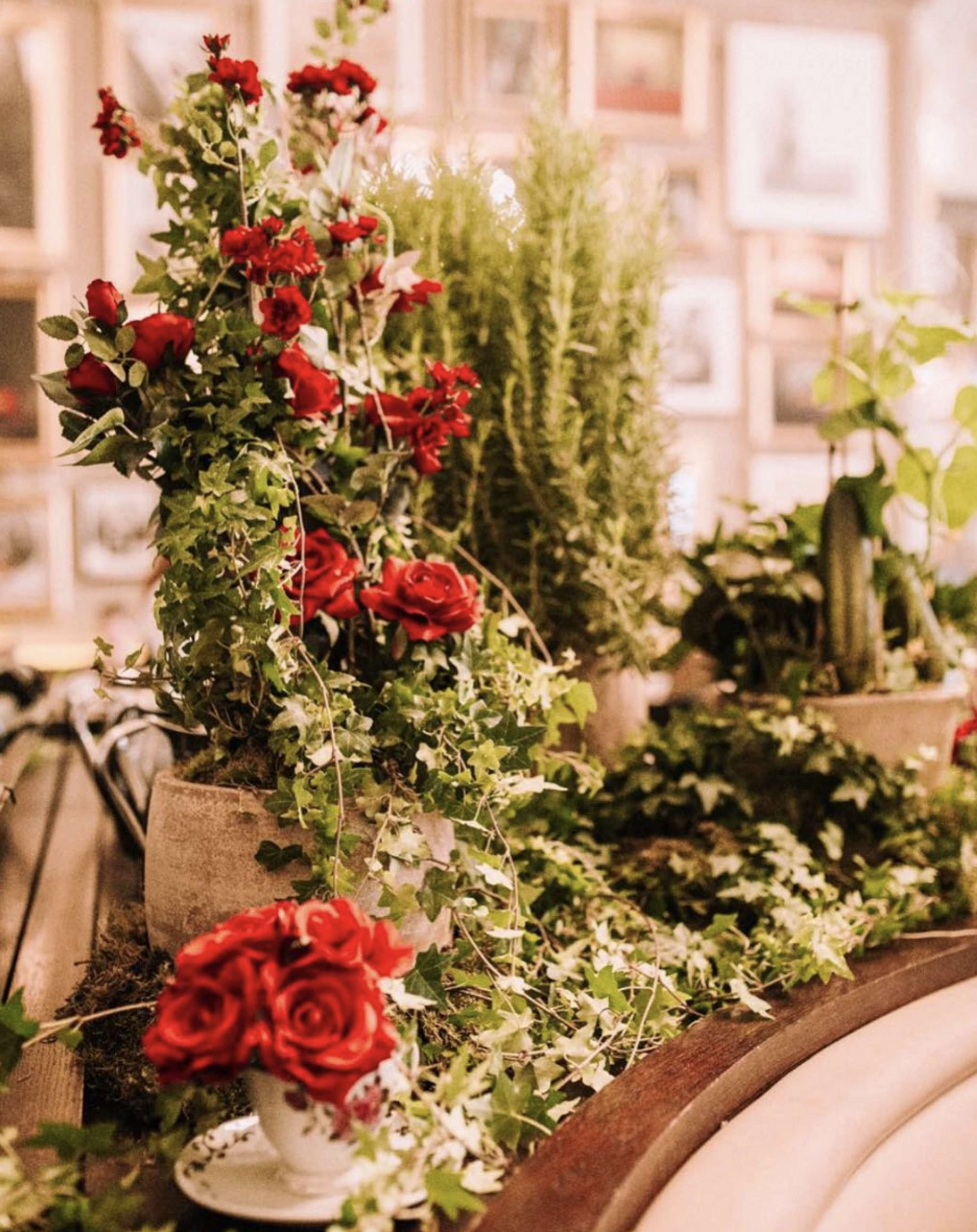 Hendrick's pop-up installation at Berners Tavern by Sophie Körner