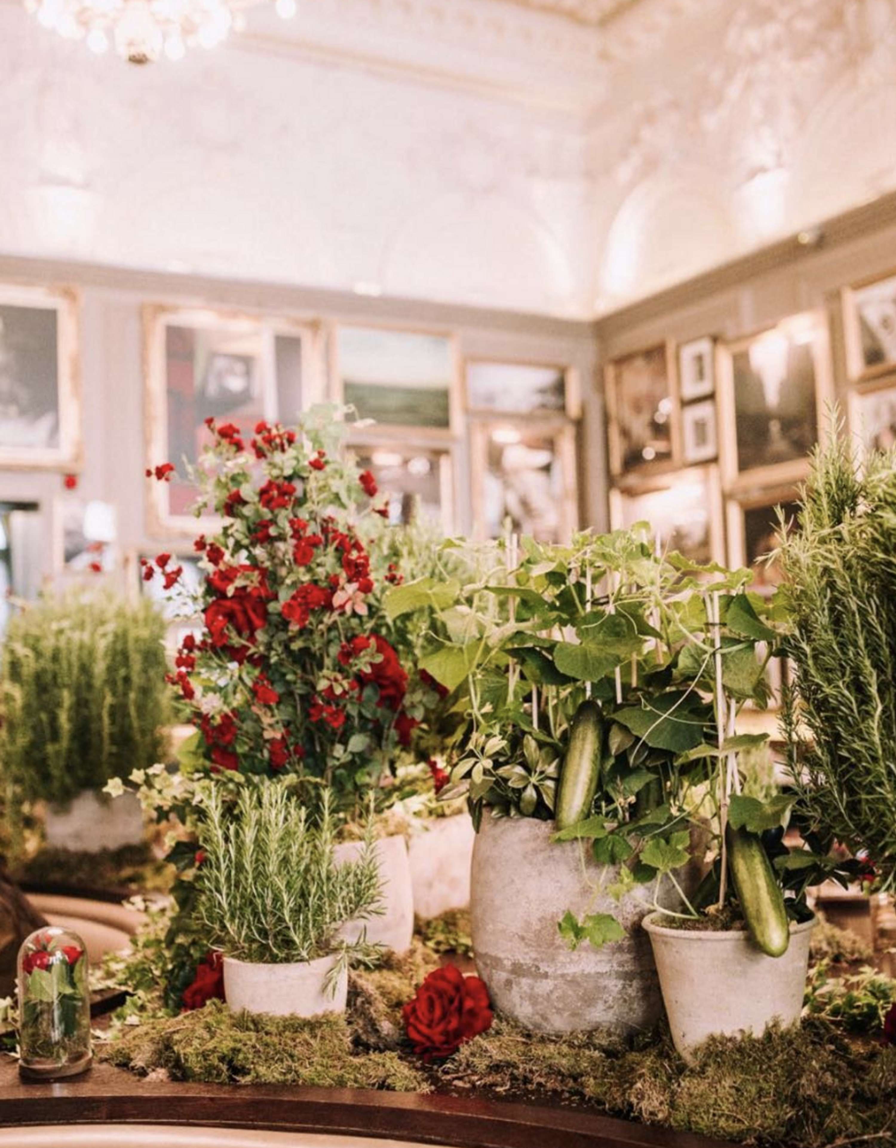 Hendrick's pop-up installation at Berners Tavern by Sophie Körner