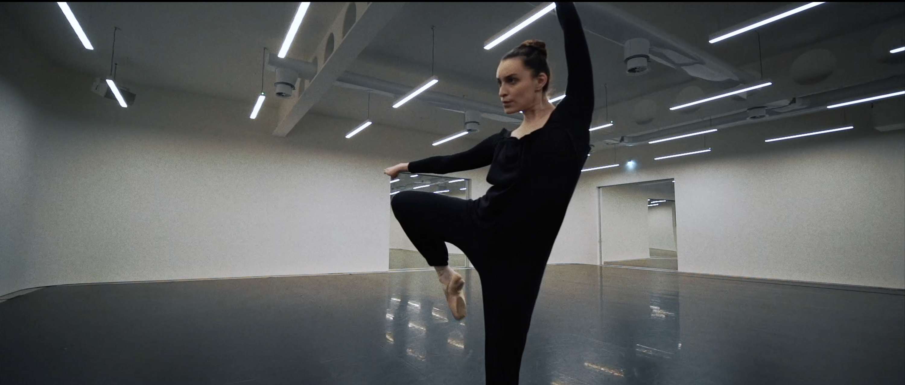 Making Movement With My Body by zika liu