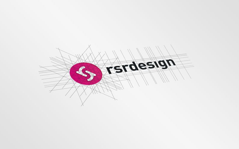 Personal brand identity by Raquel Sacristán Risueño