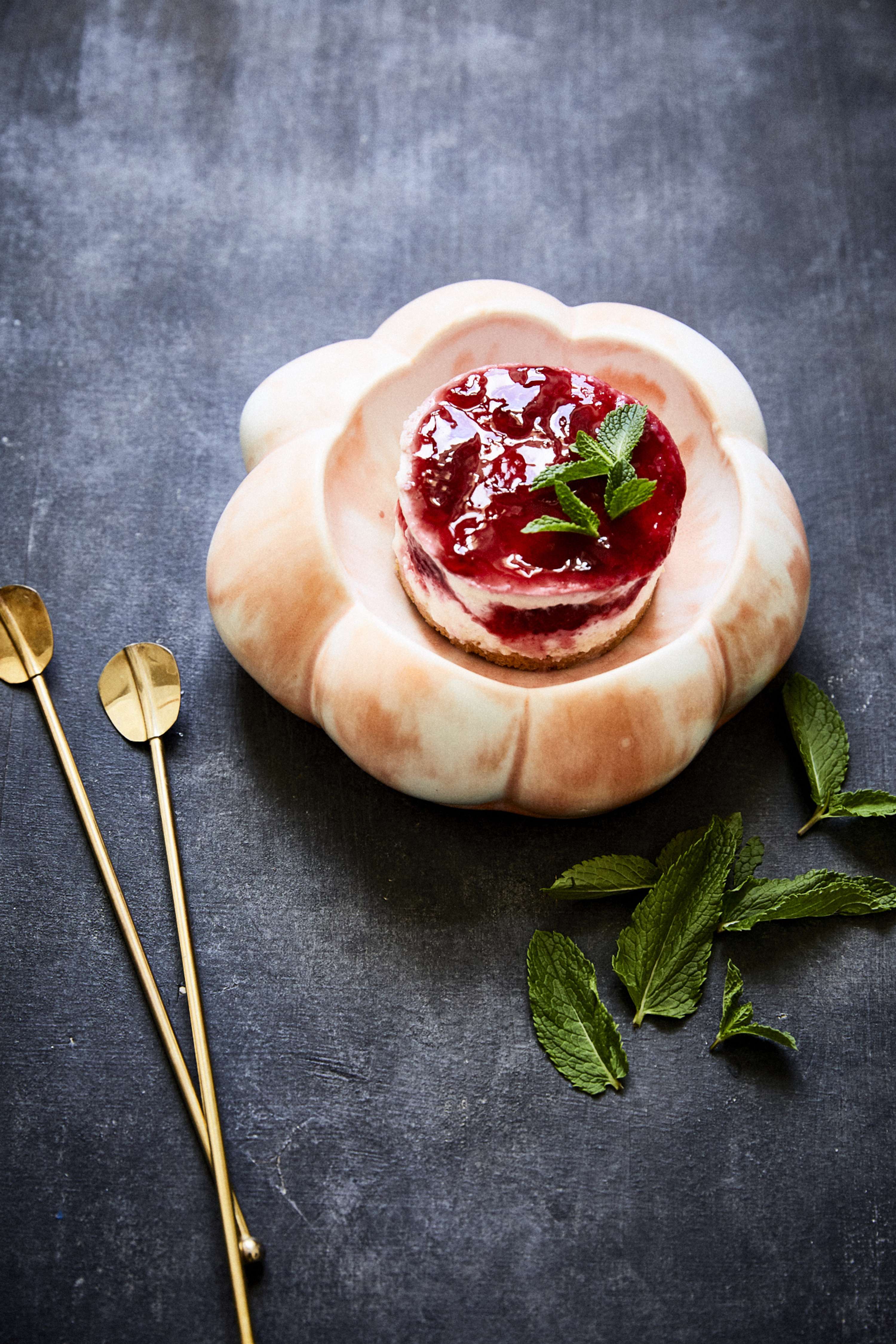 NEFF x Reiko Kaneko Collection: The Flavour Boosting Plates by Alex Branzan