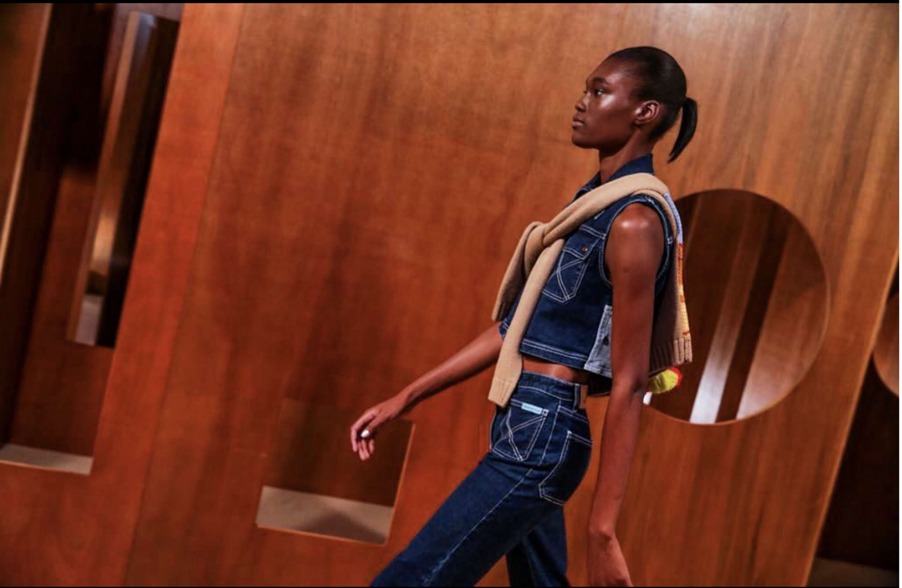 Alexa Chung SS19 LFW by Michelle Teckchand
