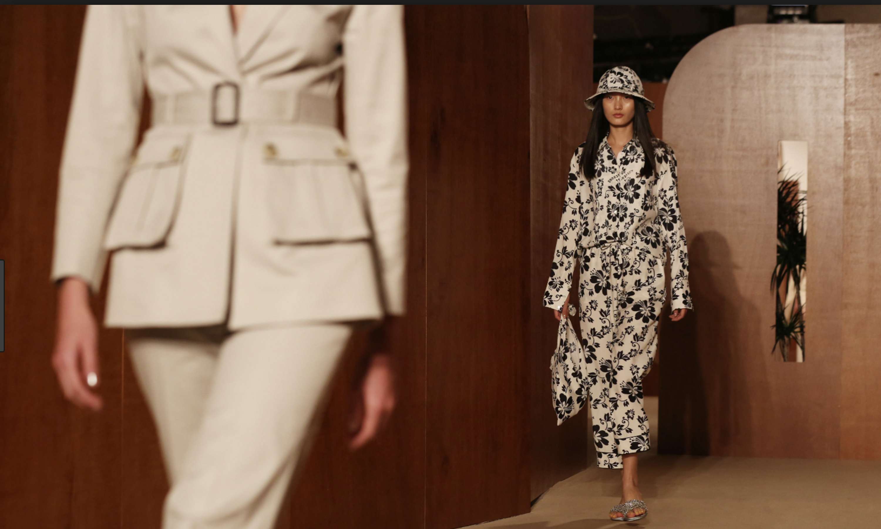 Alexa Chung SS19 LFW by Michelle Teckchand