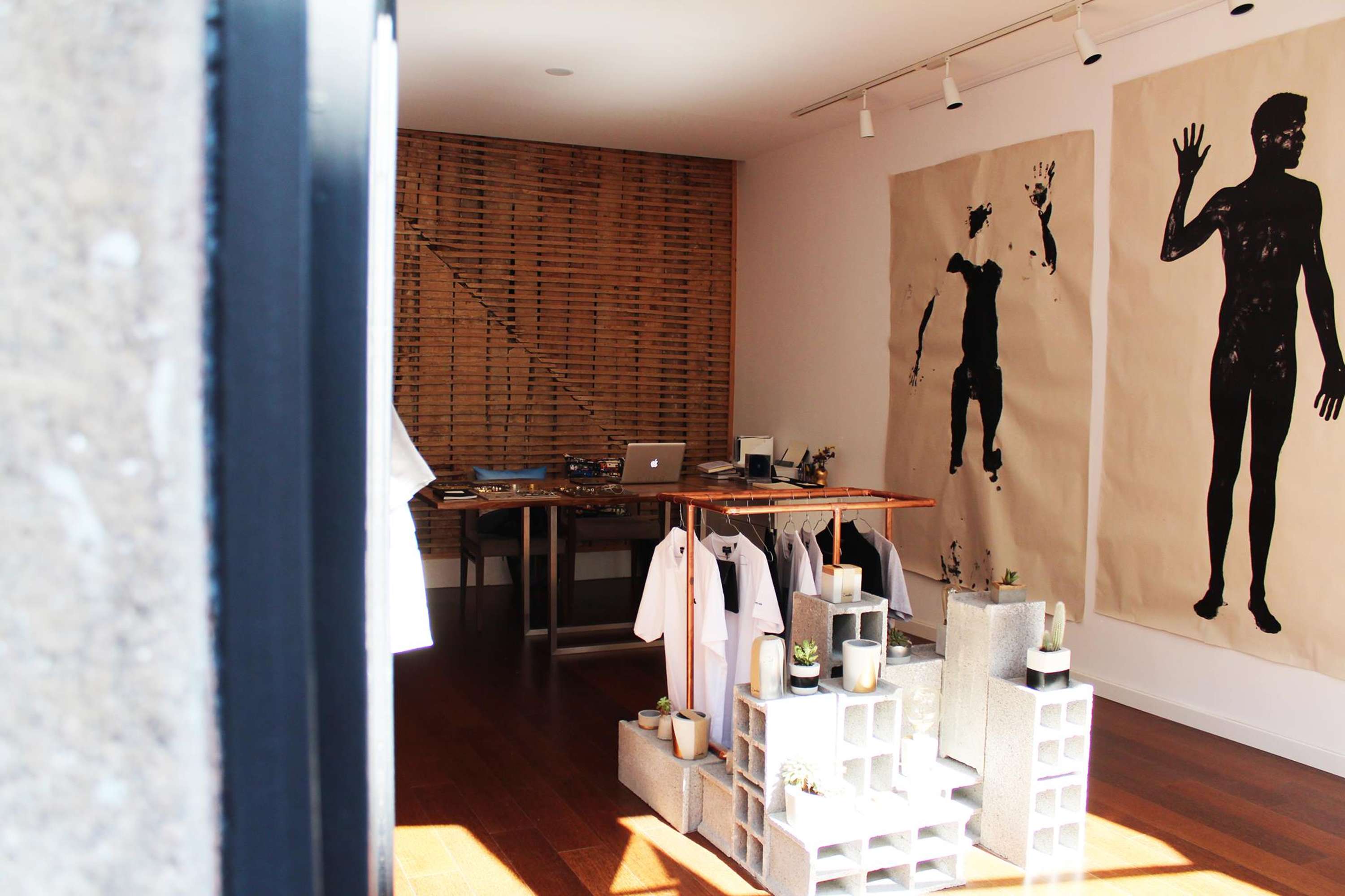 Cusq Studio Gallery & Store by Joana Morgado