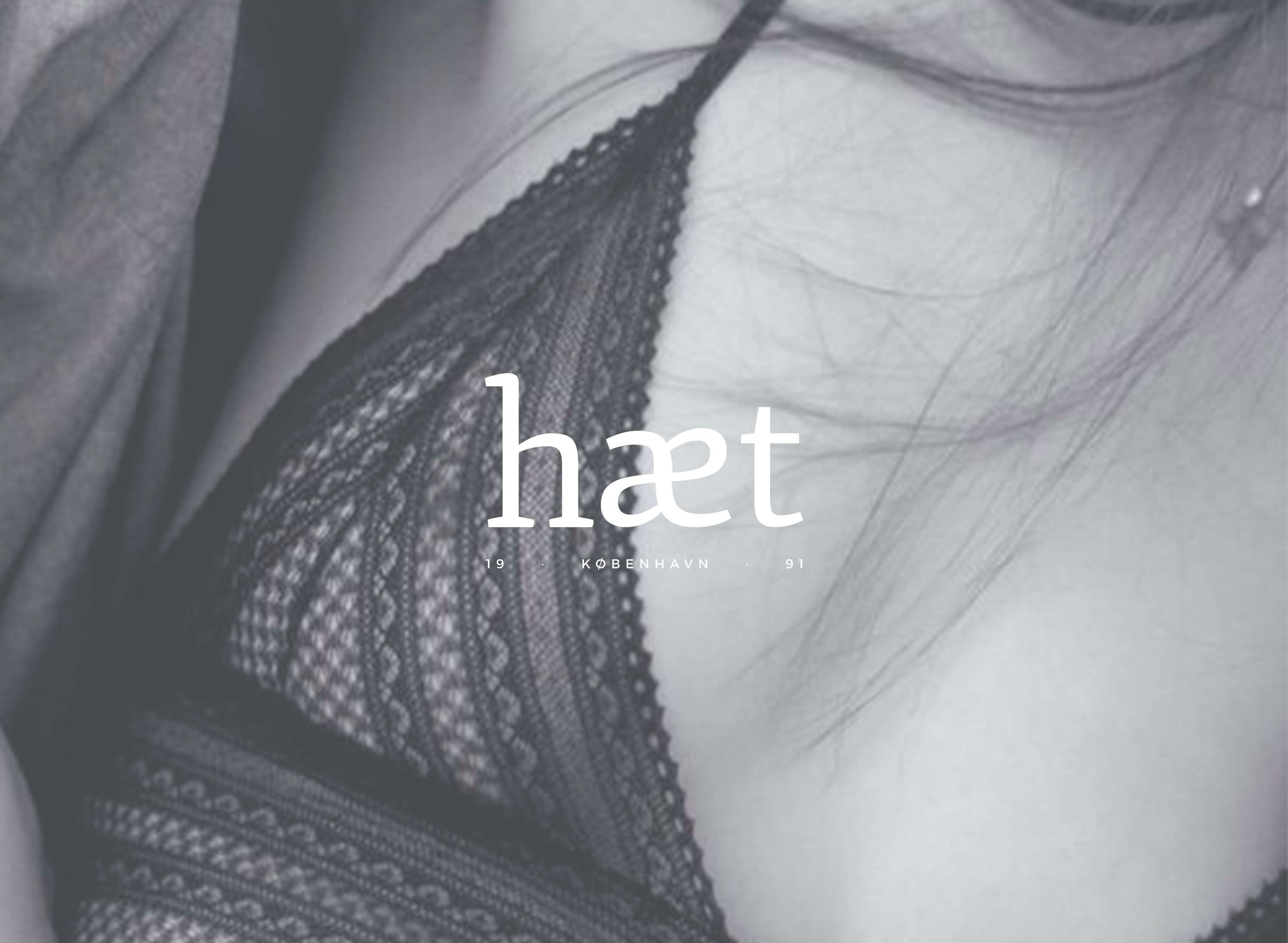 Hæt by Teresa Sancho Santa Isabel
