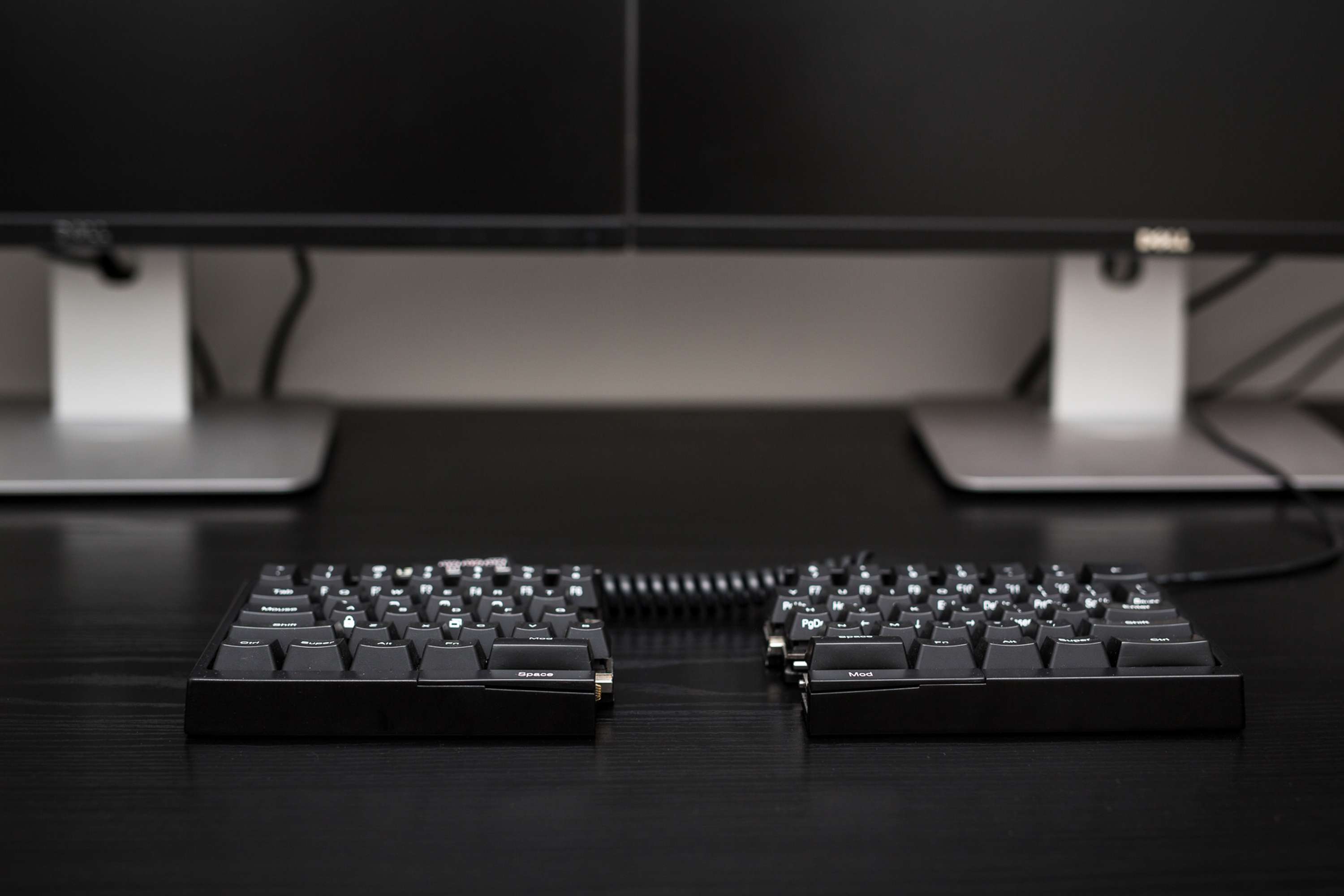 Ultimate Hacking Keyboard by Gabor Lenart