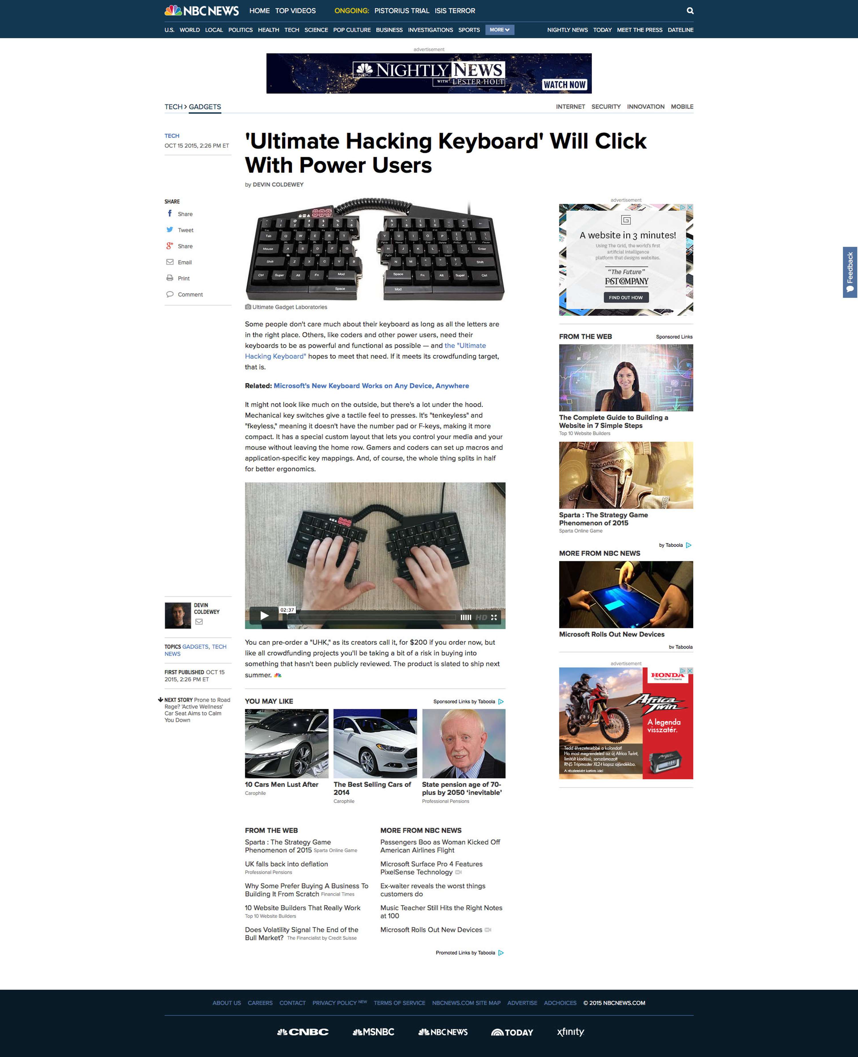 Ultimate Hacking Keyboard by Gabor Lenart