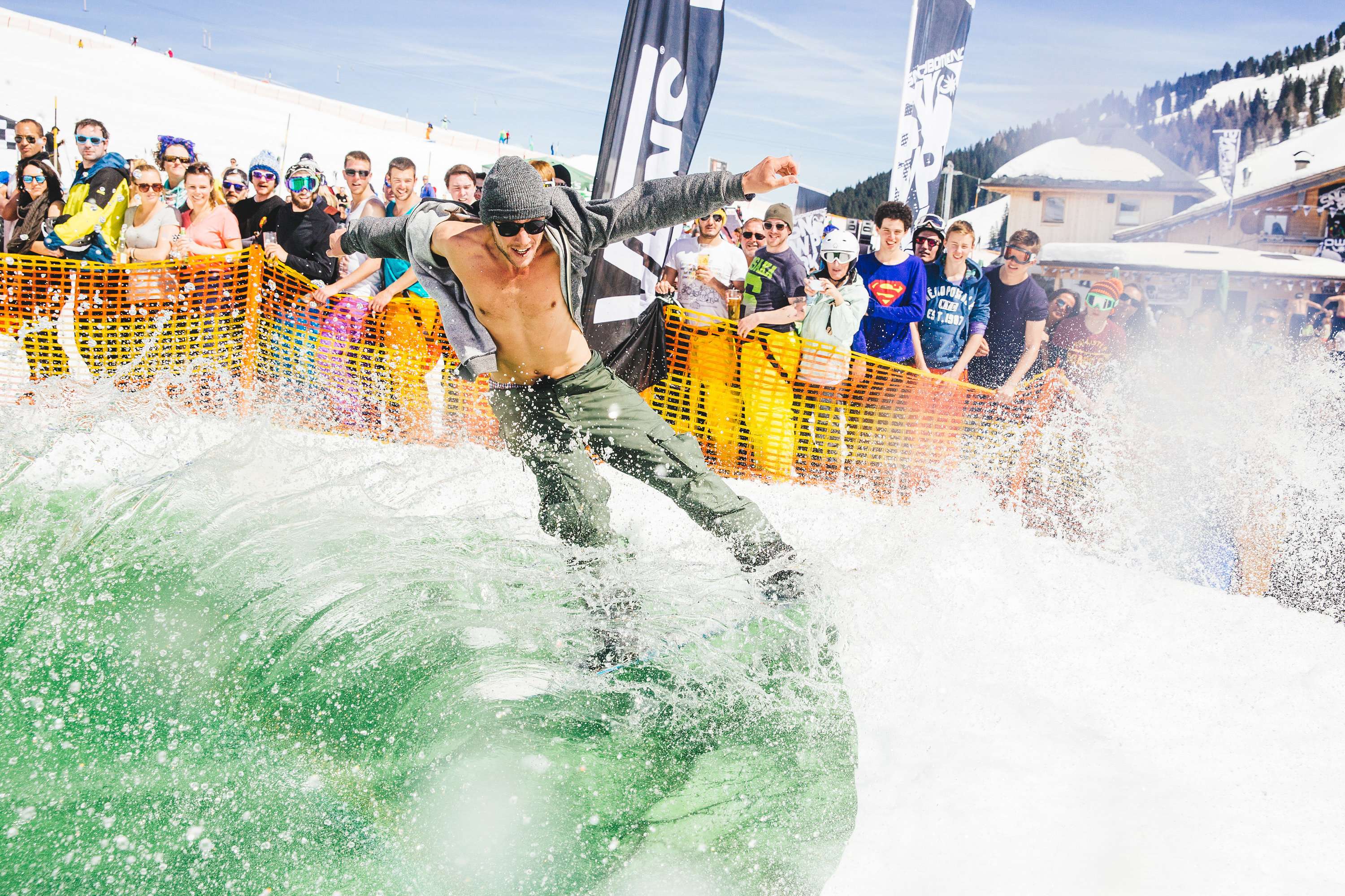 Snowbombing by Fanatic