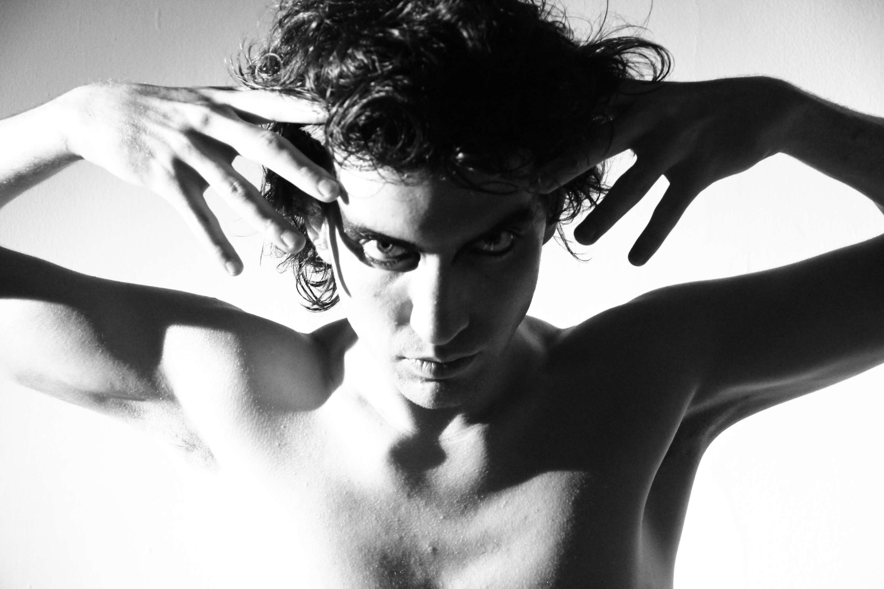 Artistic Photoshoot by Lucia Valverde