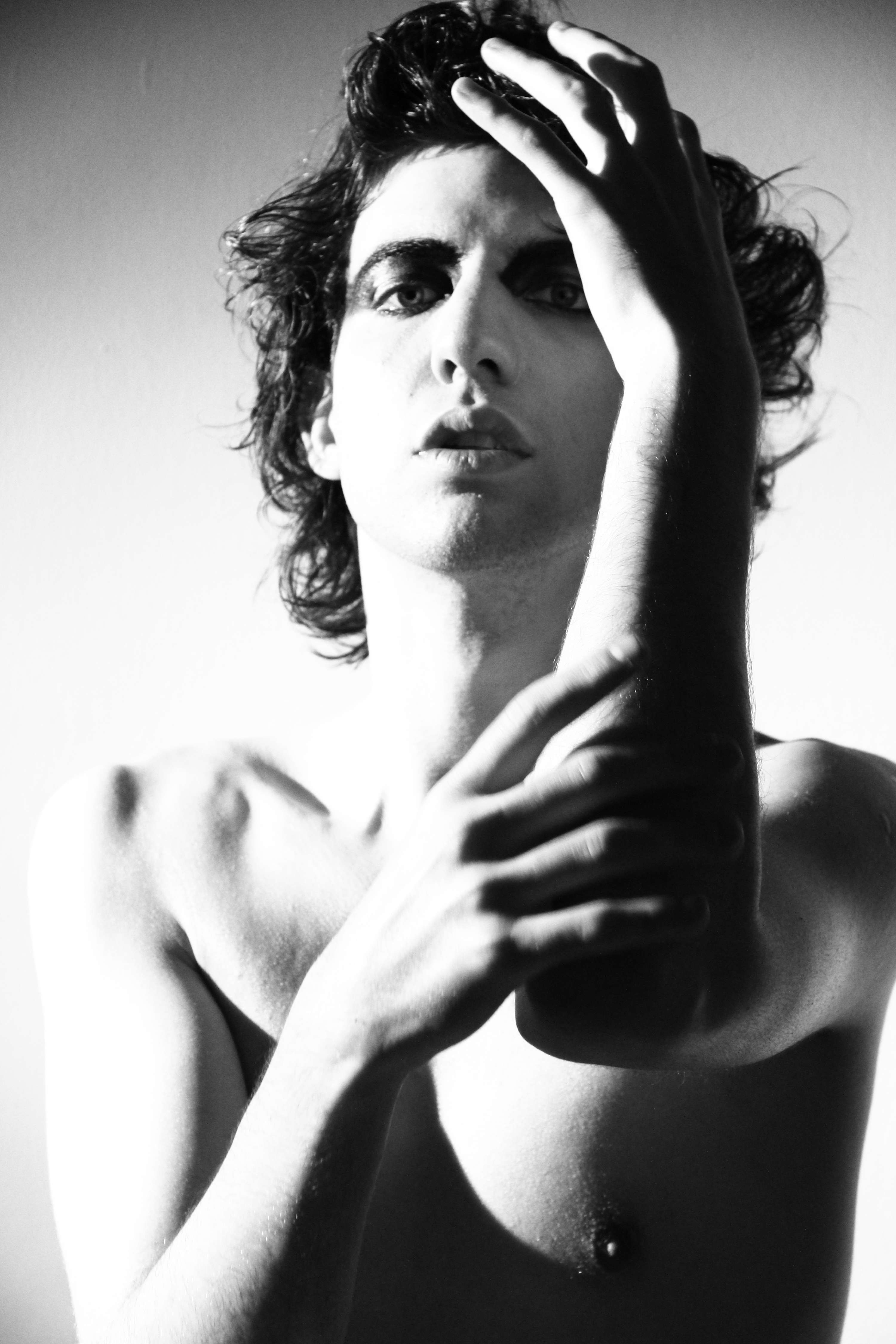 Artistic Photoshoot by Lucia Valverde