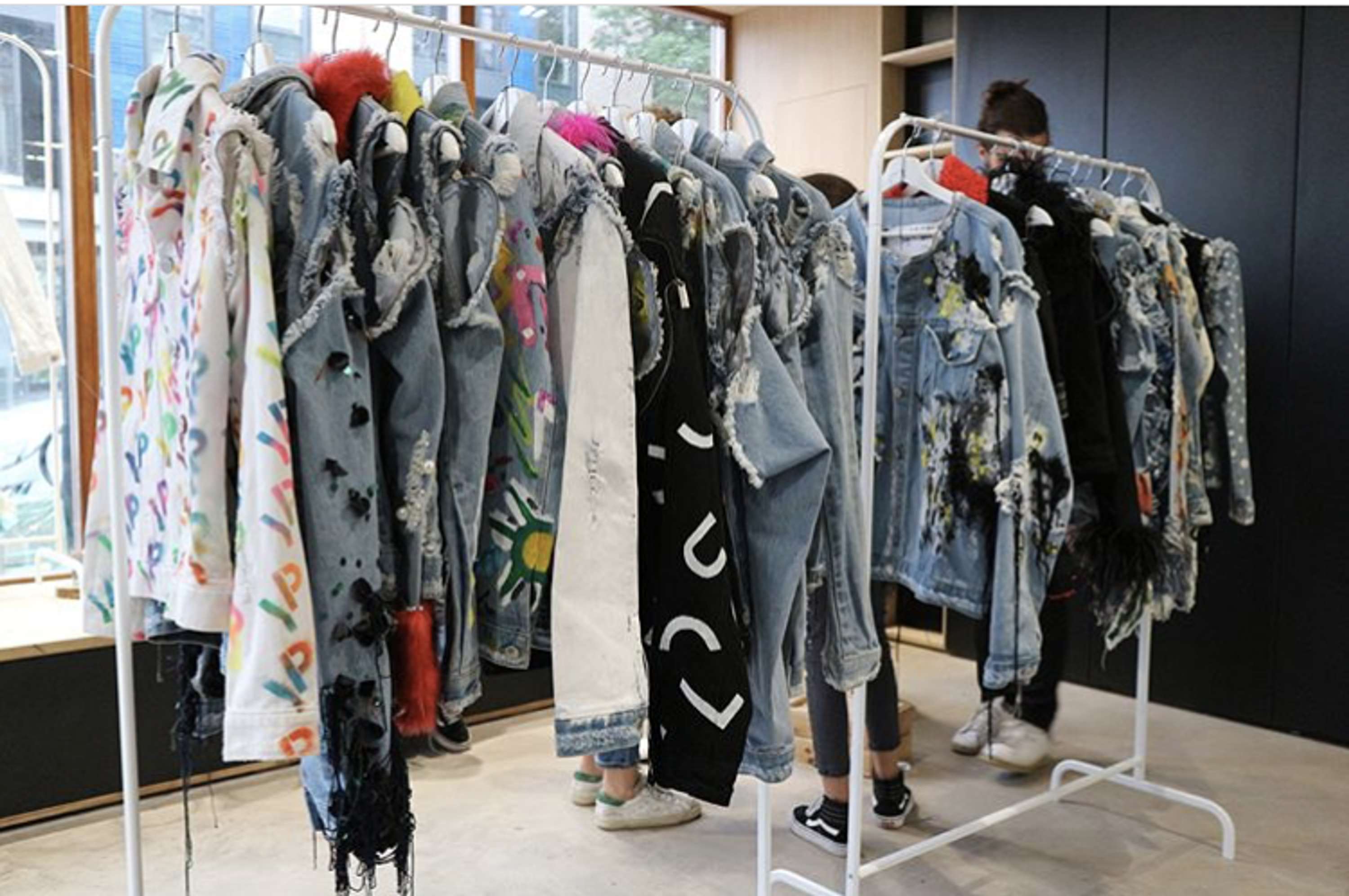 Golbourne Rd - Pop Up Shop by EMMY DAYAL