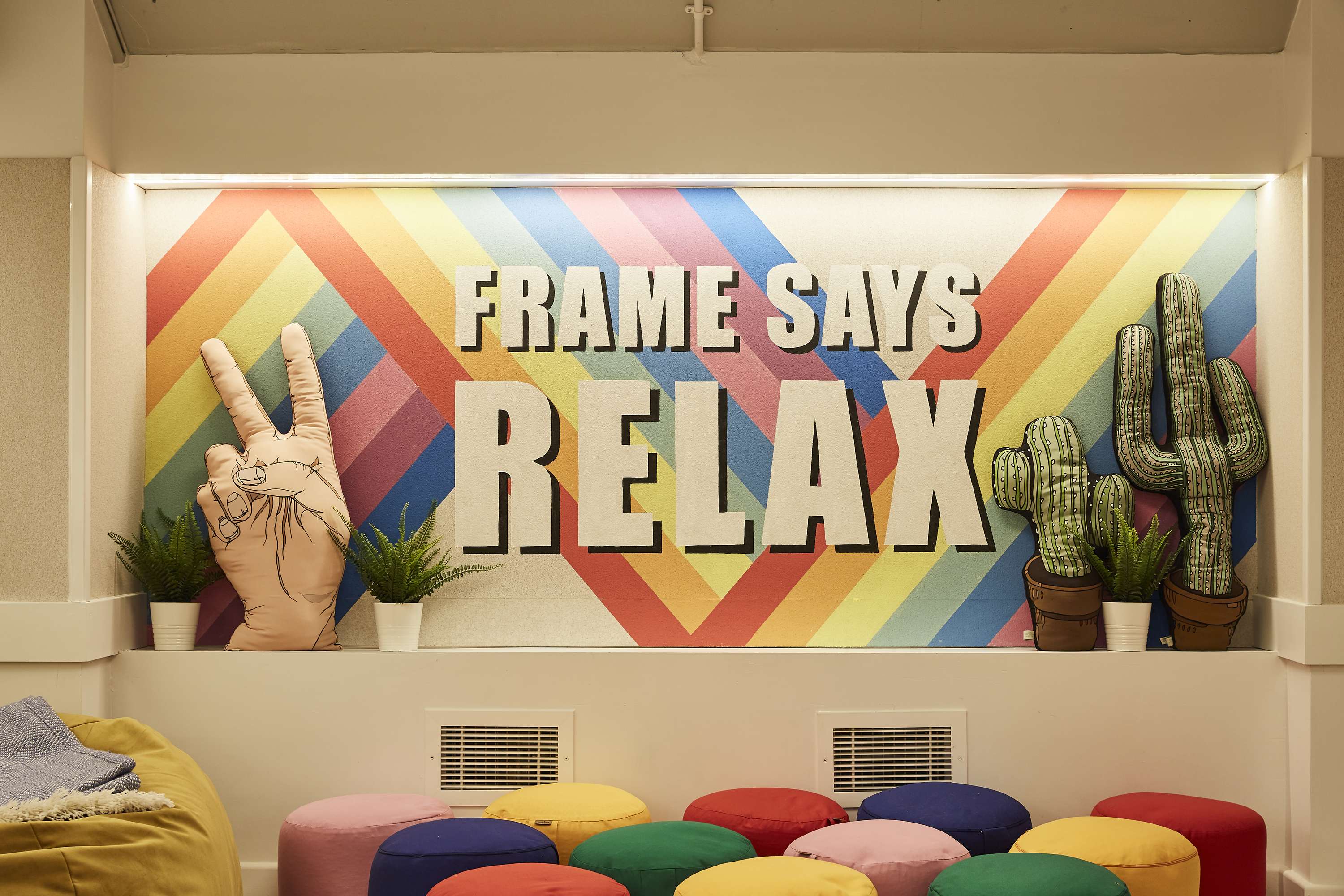 Frame Farringdon by FRAME