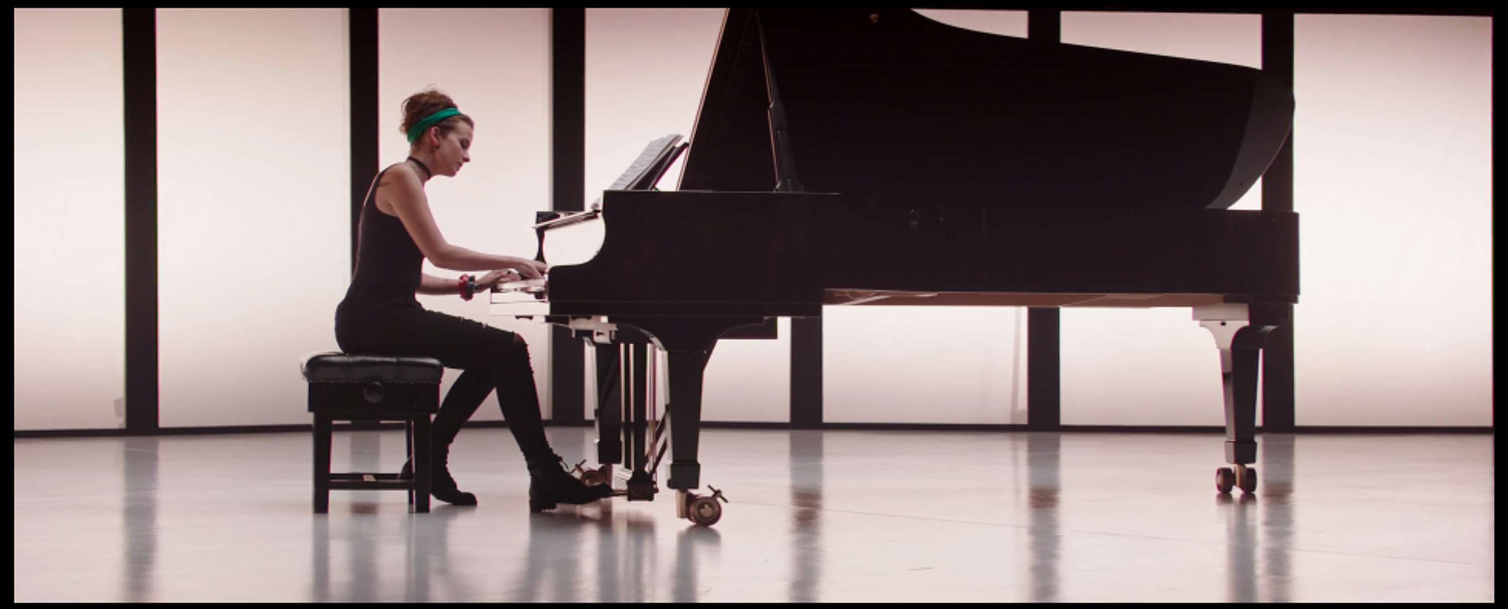 Lang LAng - Piano Book by Luana Alb