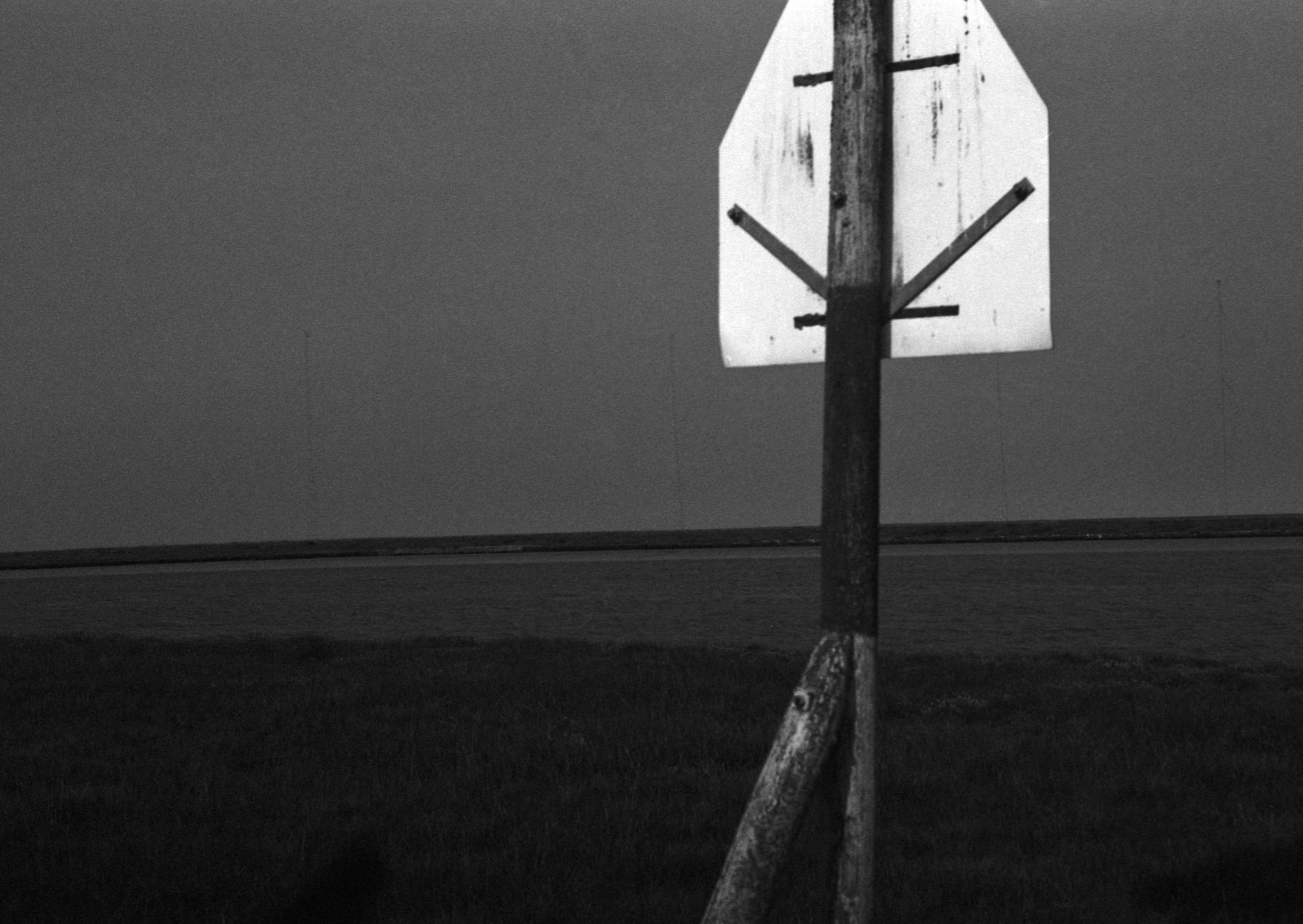 Ambient 4 : On Land by Simon Bray