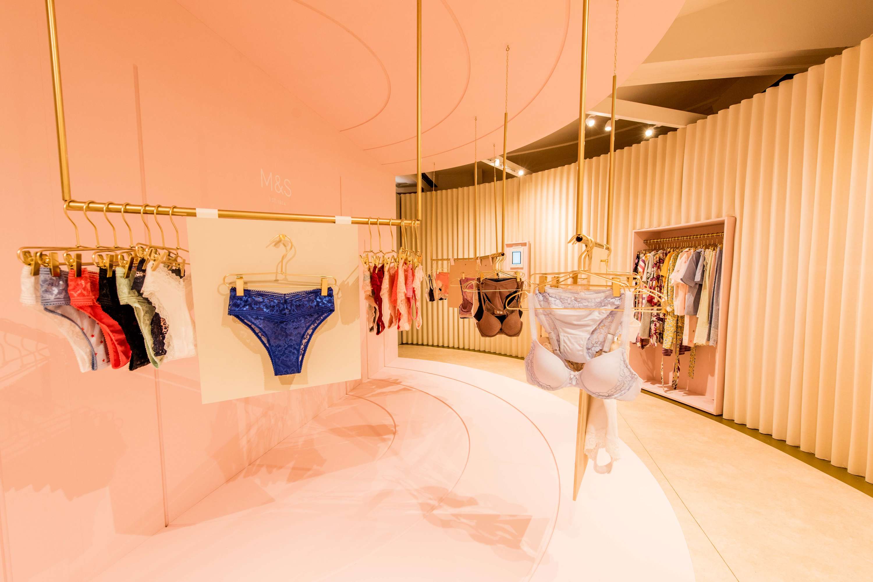 M&S SS19 Press Preview by Timebased