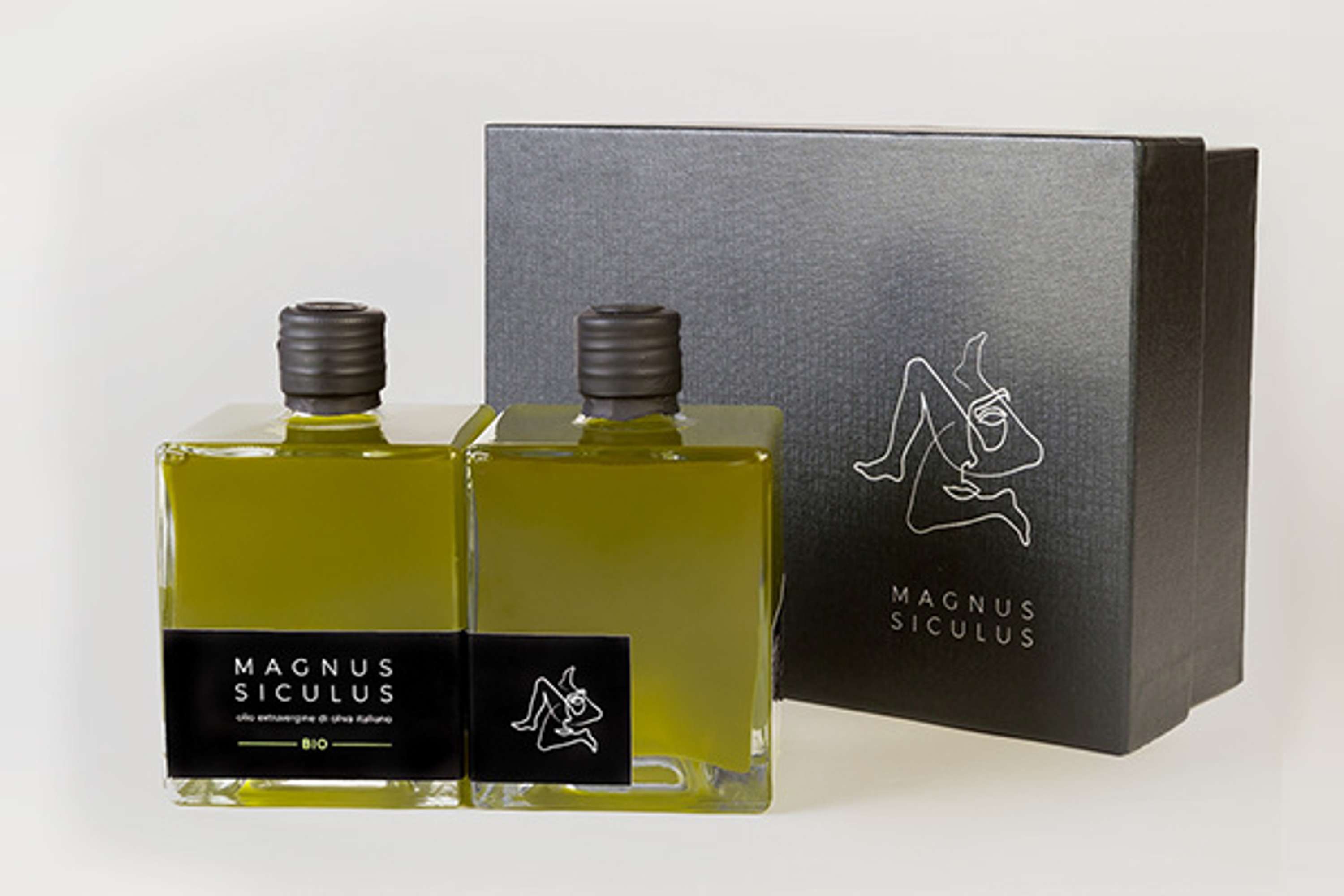 Magnus Siculus by Riccardo Curin