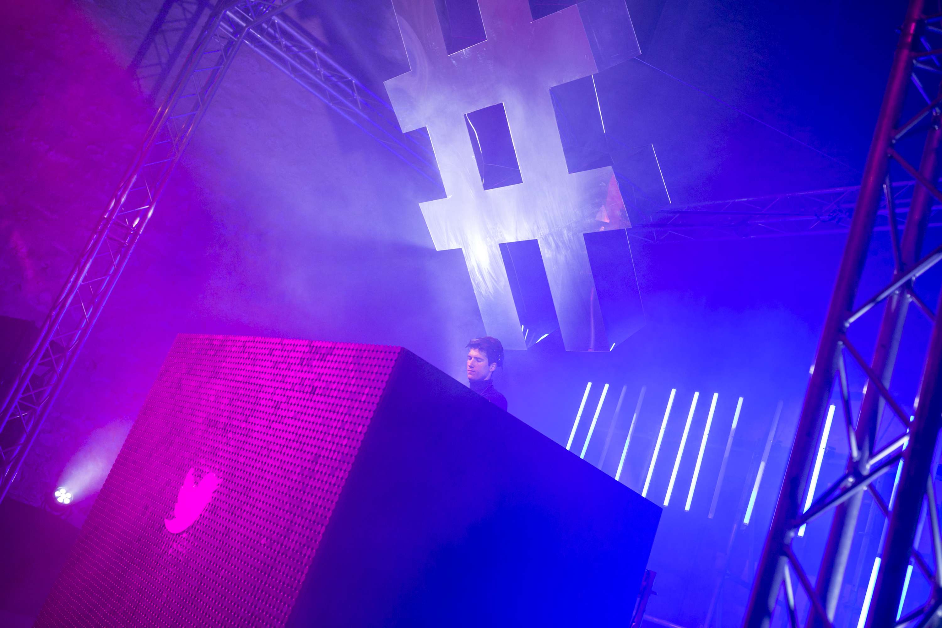 Wonderland UK - Twitter MWC19 by Wonderland Agency