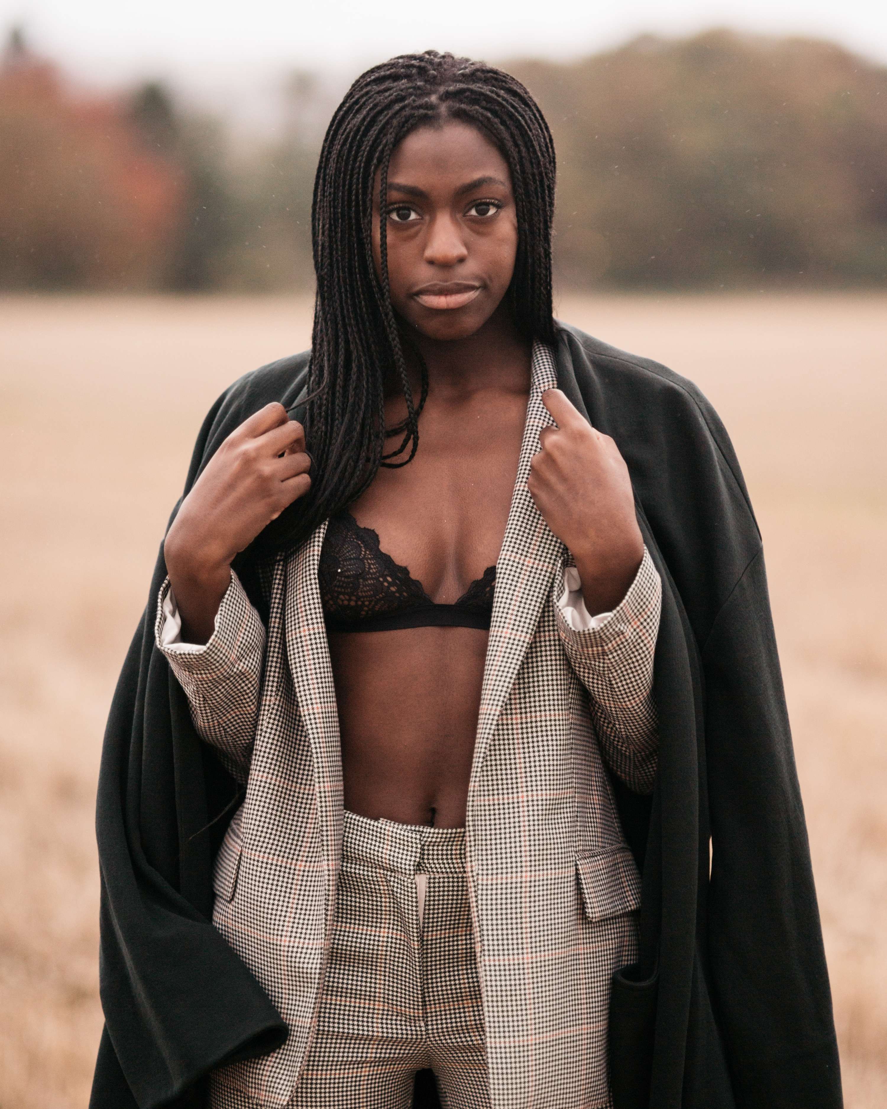Yazmin by Cameron Prentice