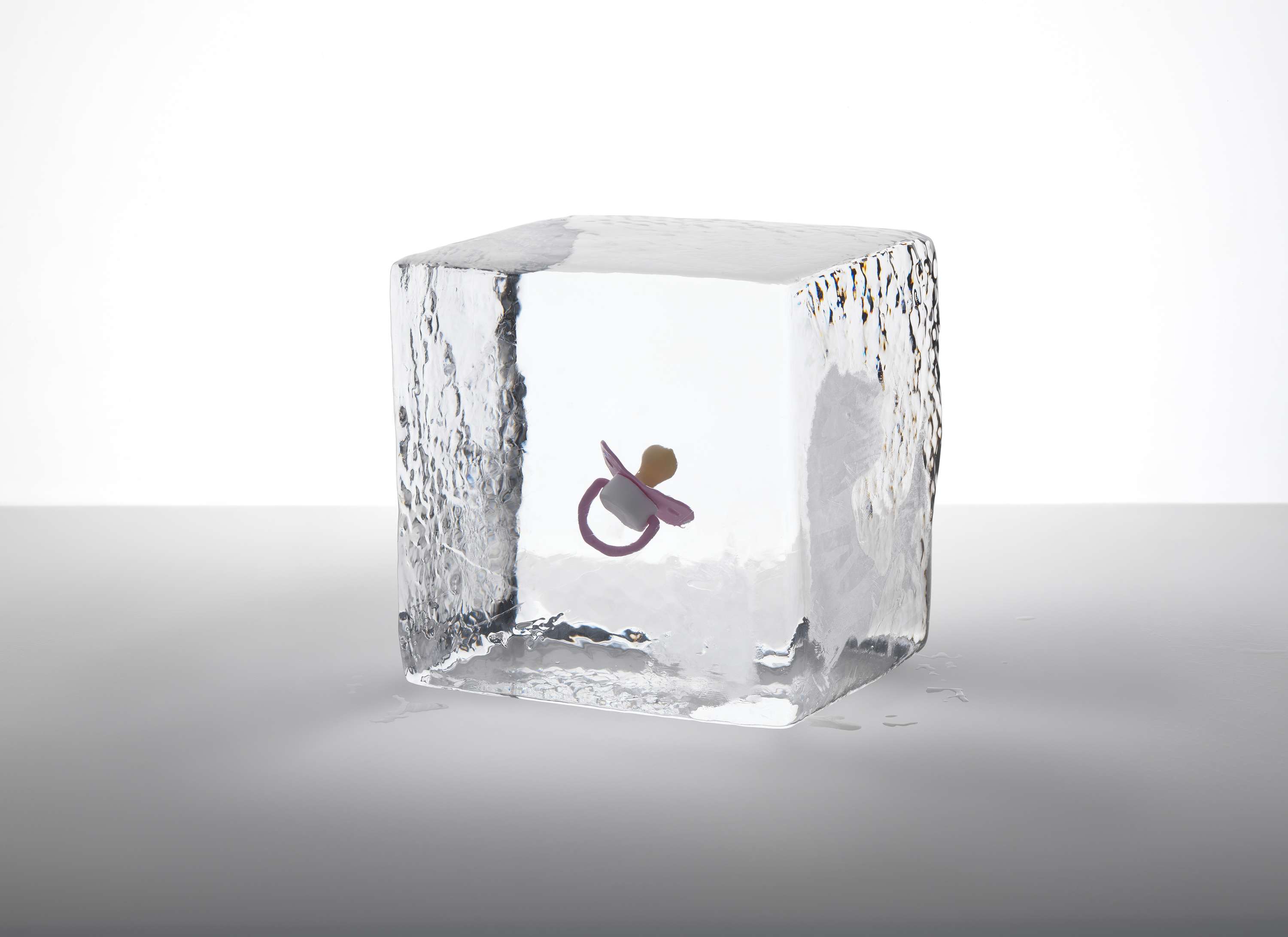 Guardian Weekend feature On the freezing of eggs by Liz Mcburney