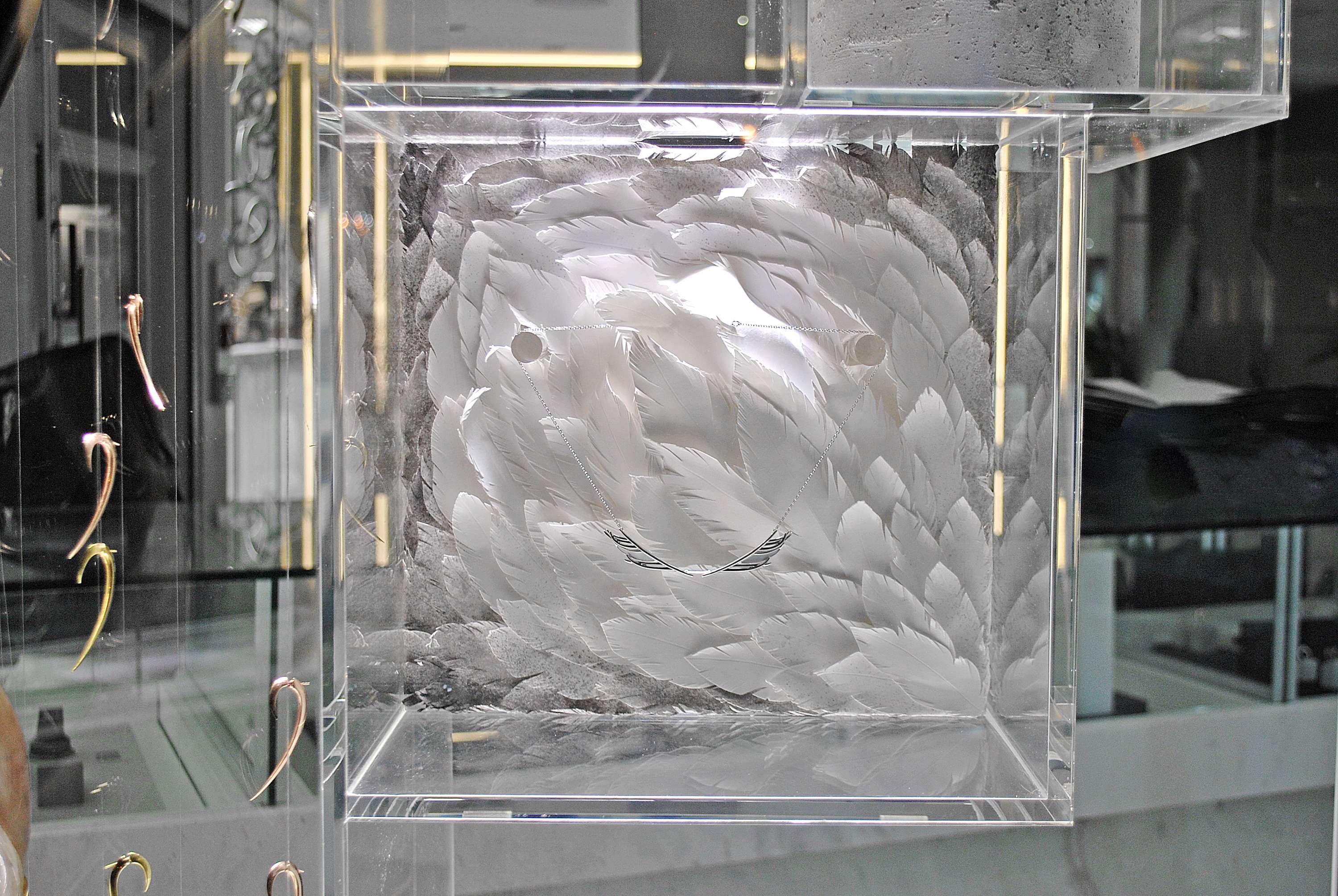Shaun Leane Window Display by Emi Hazlett