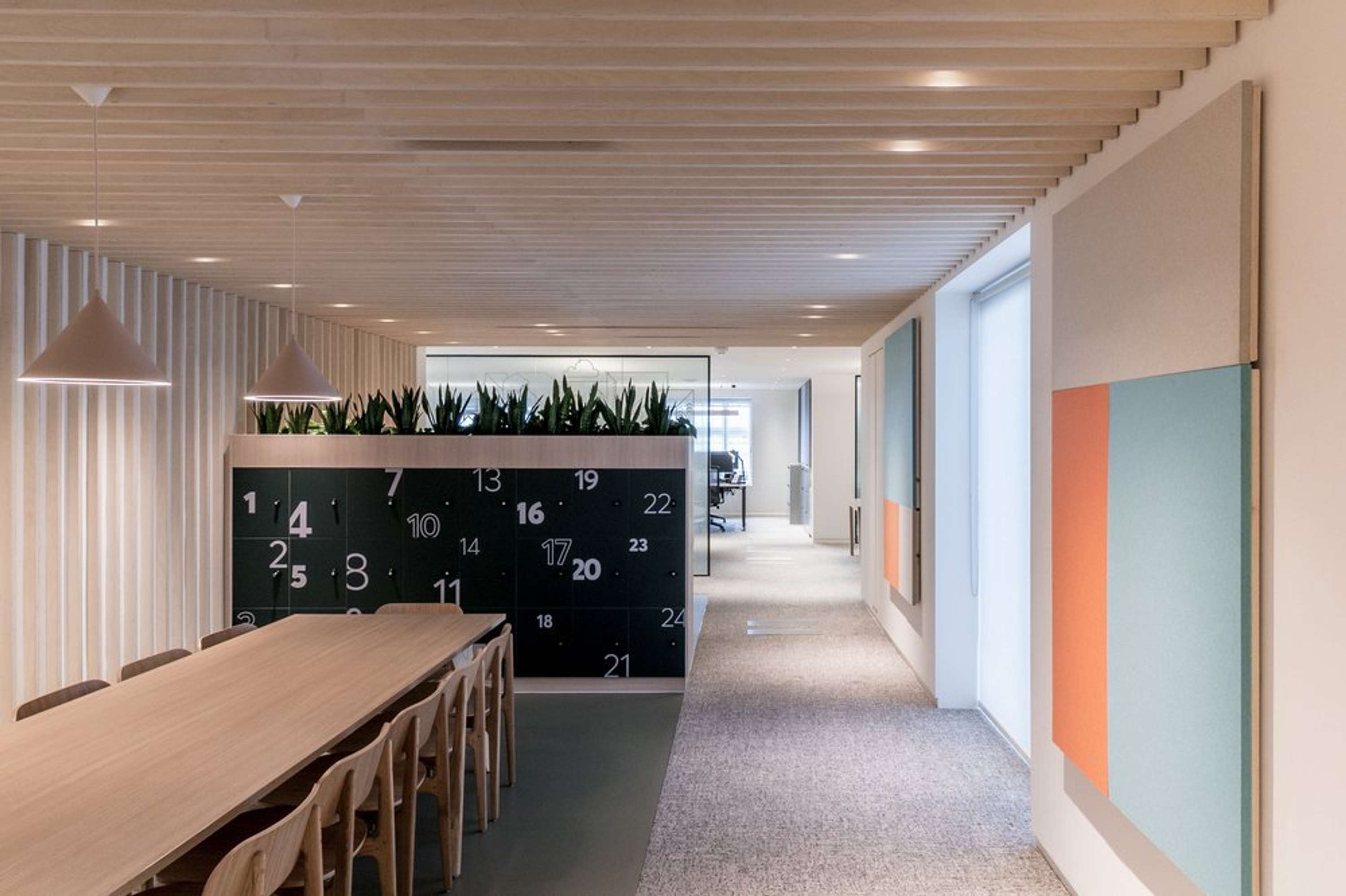 St. Modwen Offices by HemingwayDesign