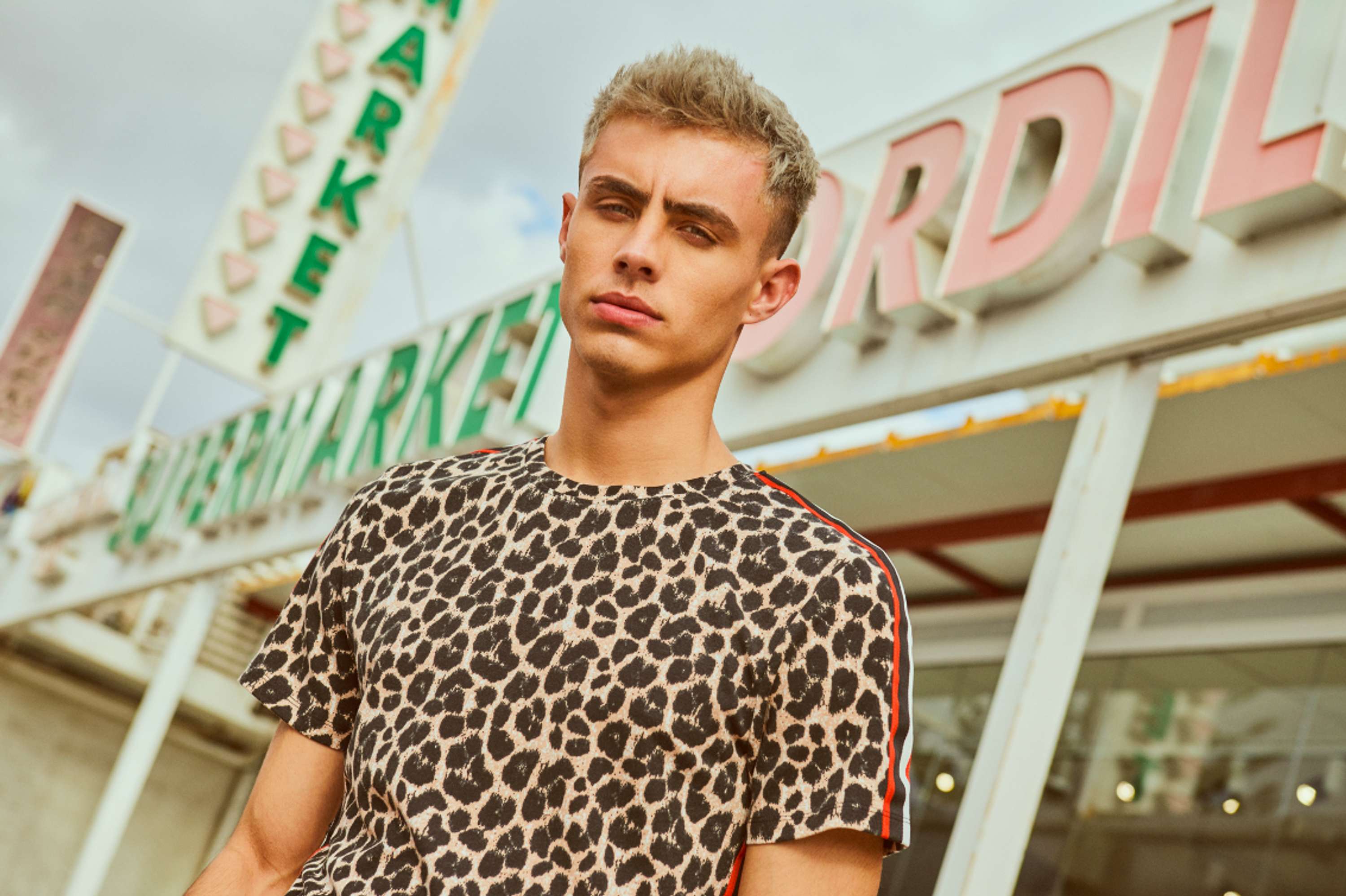 KOOVS.COM - MW SS19 CAMPAIGN by Lauren Smith