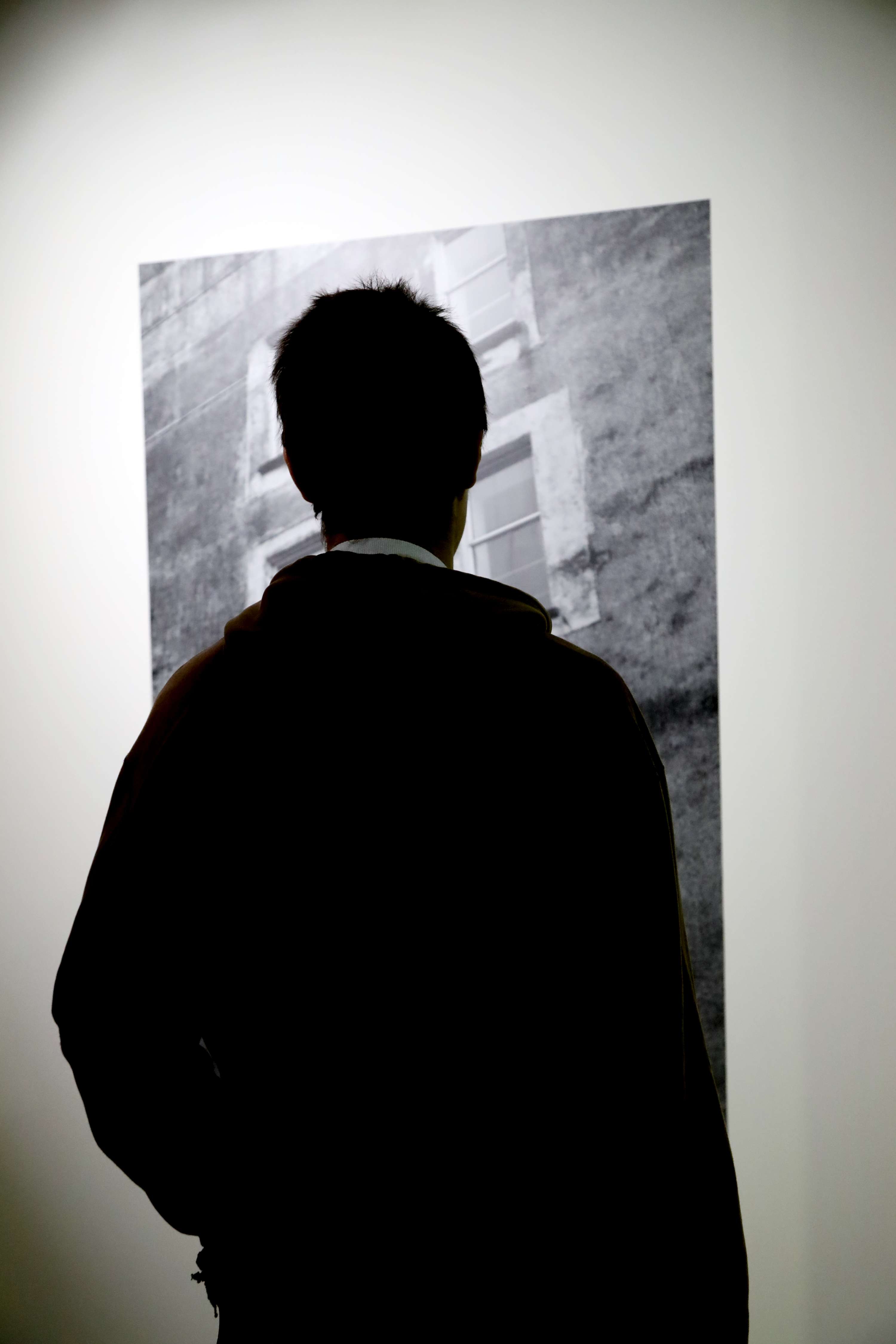 Being / Seeing at Parallel Review by Nikki Zoë Omes