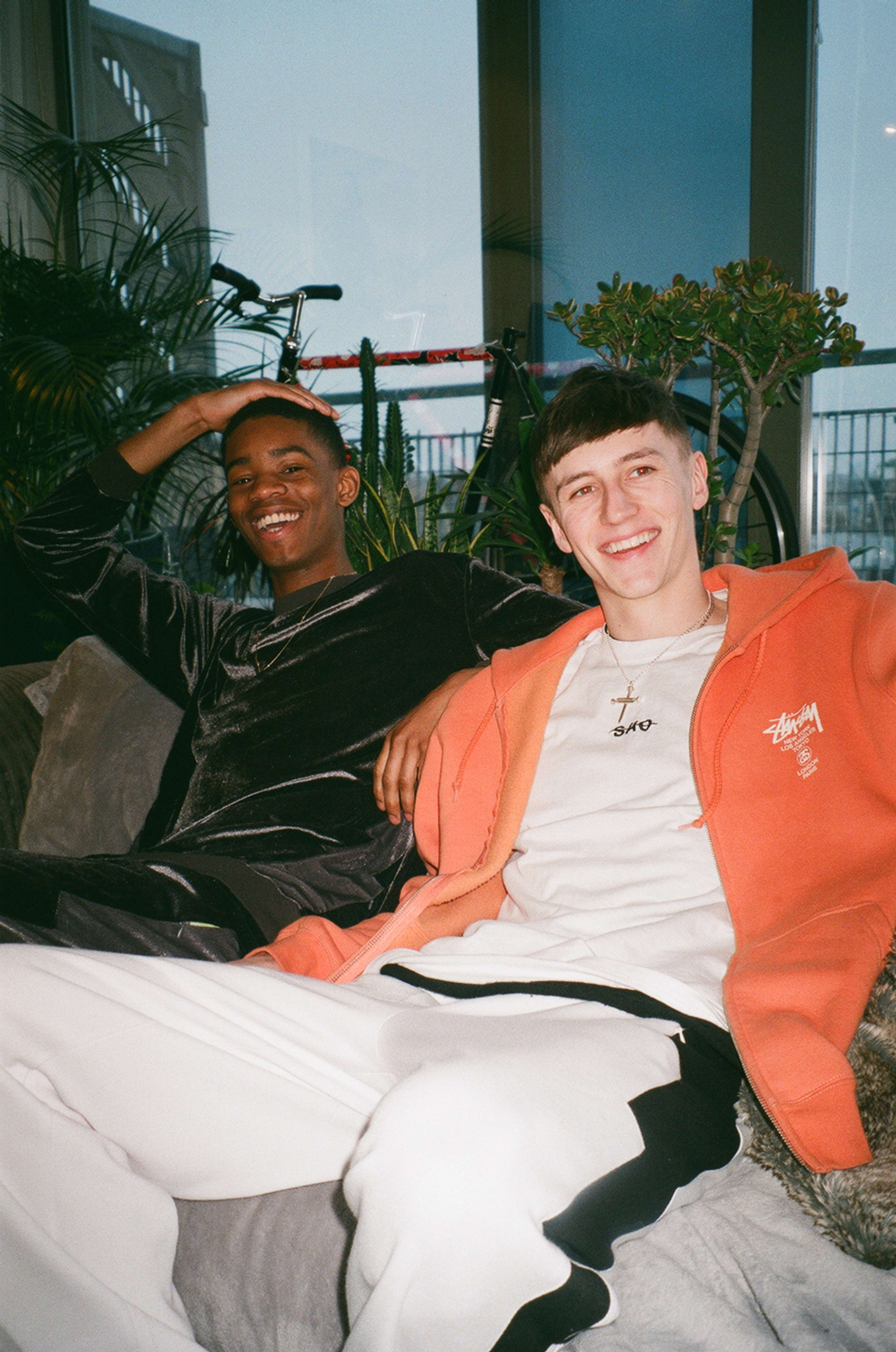 Pause Mag x SHO by Karan Teli